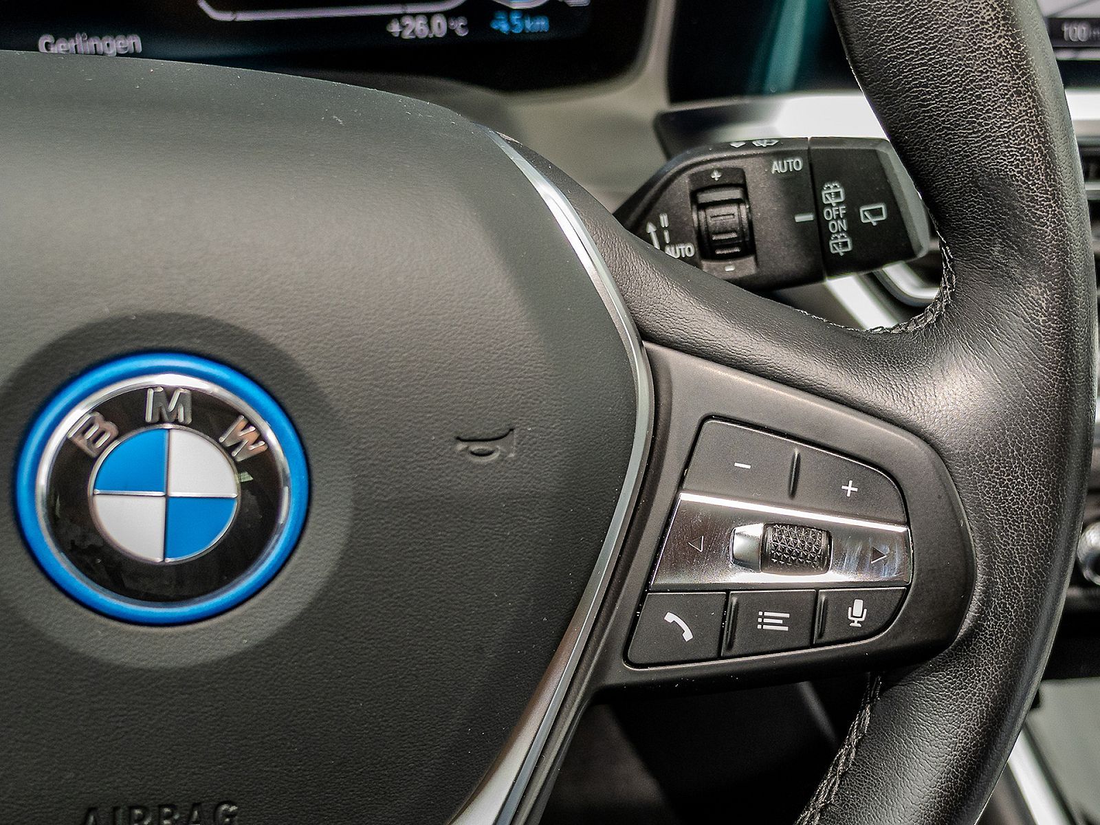 BMW 320eA Touring Sport Line - Samsaru's Car Outlet