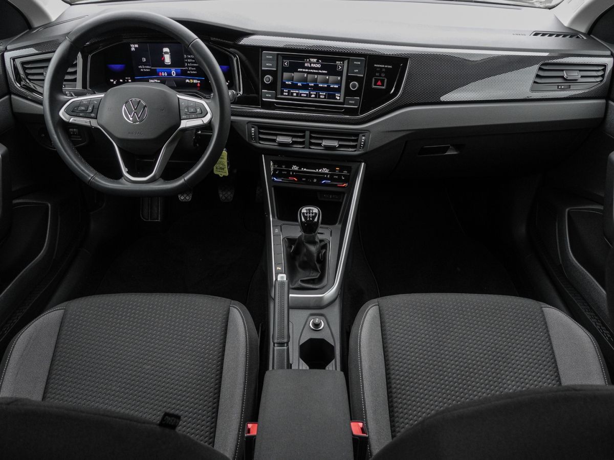 Volkswagen Taigo 1.0 TSI Life - Samsaru's Car Outlet