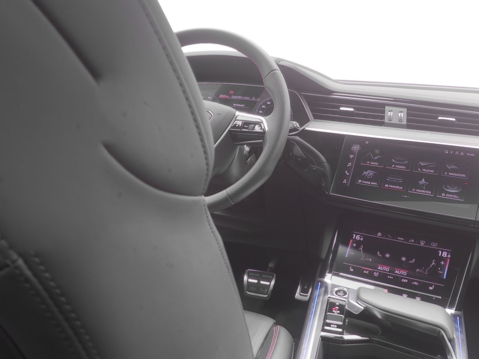 Audi Q8 e-tron S line 55 quattro *Opt.schw*PANO*AHK*