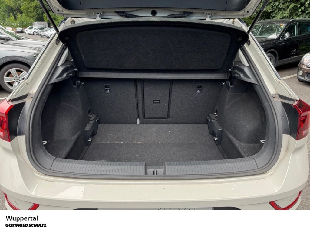 Volkswagen T-Roc 1.0 TSI Style - Samsaru's Car Outlet