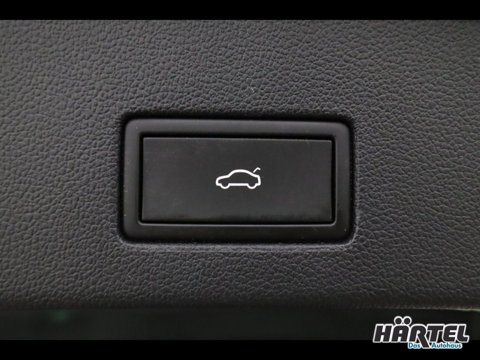 Volkswagen TOUAREG ELEGANCE EHYBRID 3.0 V6 TSI TIPTRONIC - Samsaru's Car Outlet