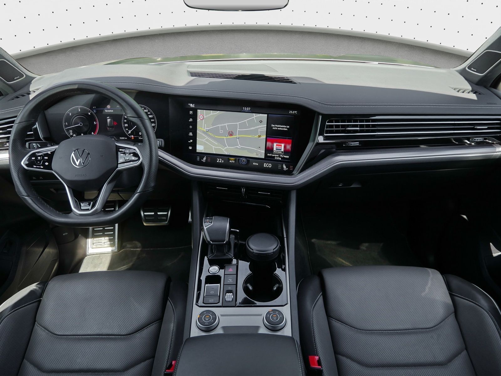 Volkswagen Touareg R-Line 3.0 TDI - Samsaru's Car Outlet