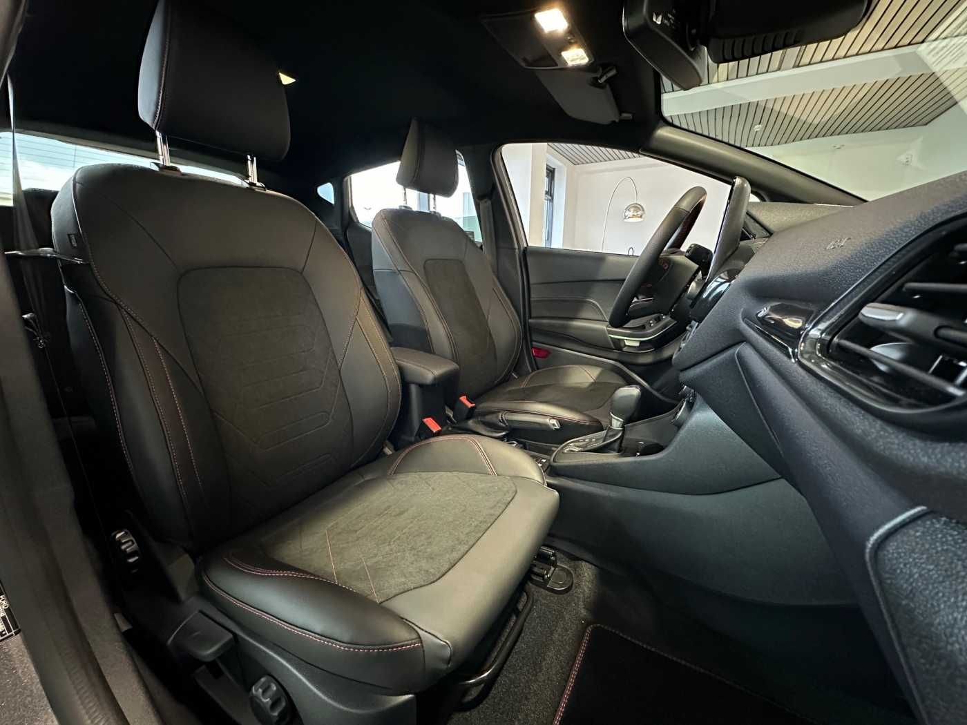 Ford Fiesta 1.0 EcoBoost Hybrid S&S Aut. ST-LINE X