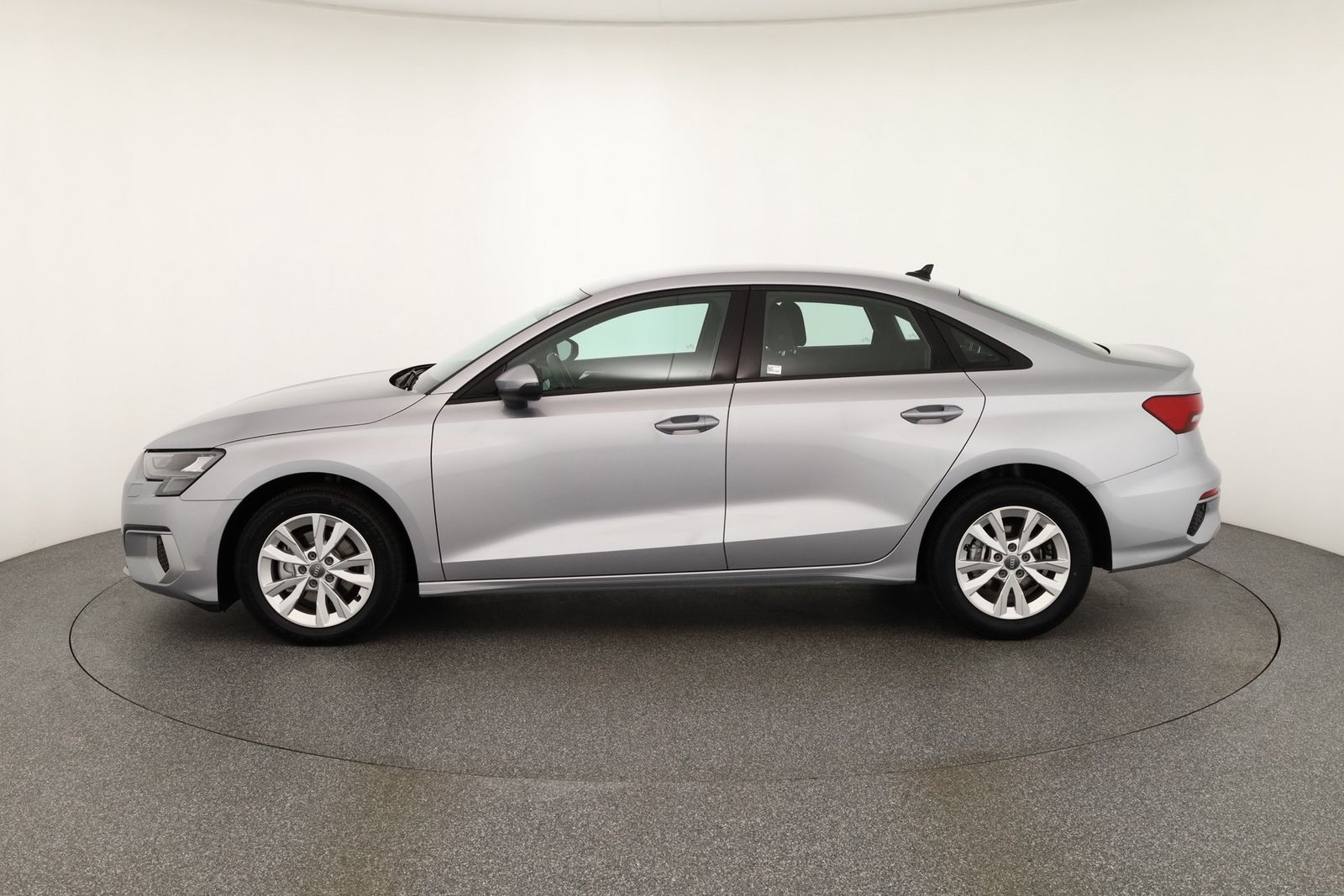 Audi A3 35 TDI S-Tronic Limousine LED Navi AHK Tempo