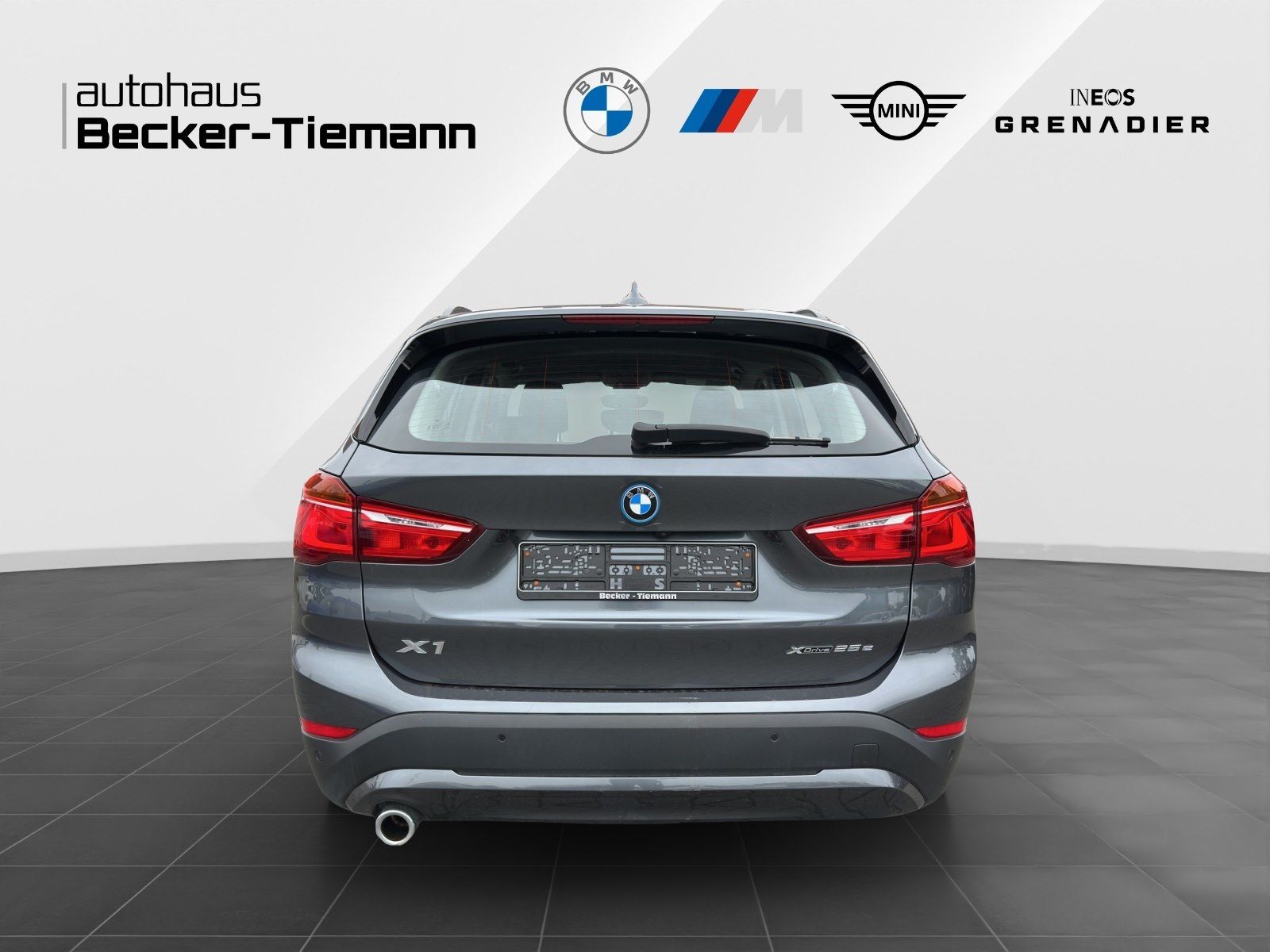 BMW X1 xDrive25e AHK PLUS - Samsaru's Car Outlet