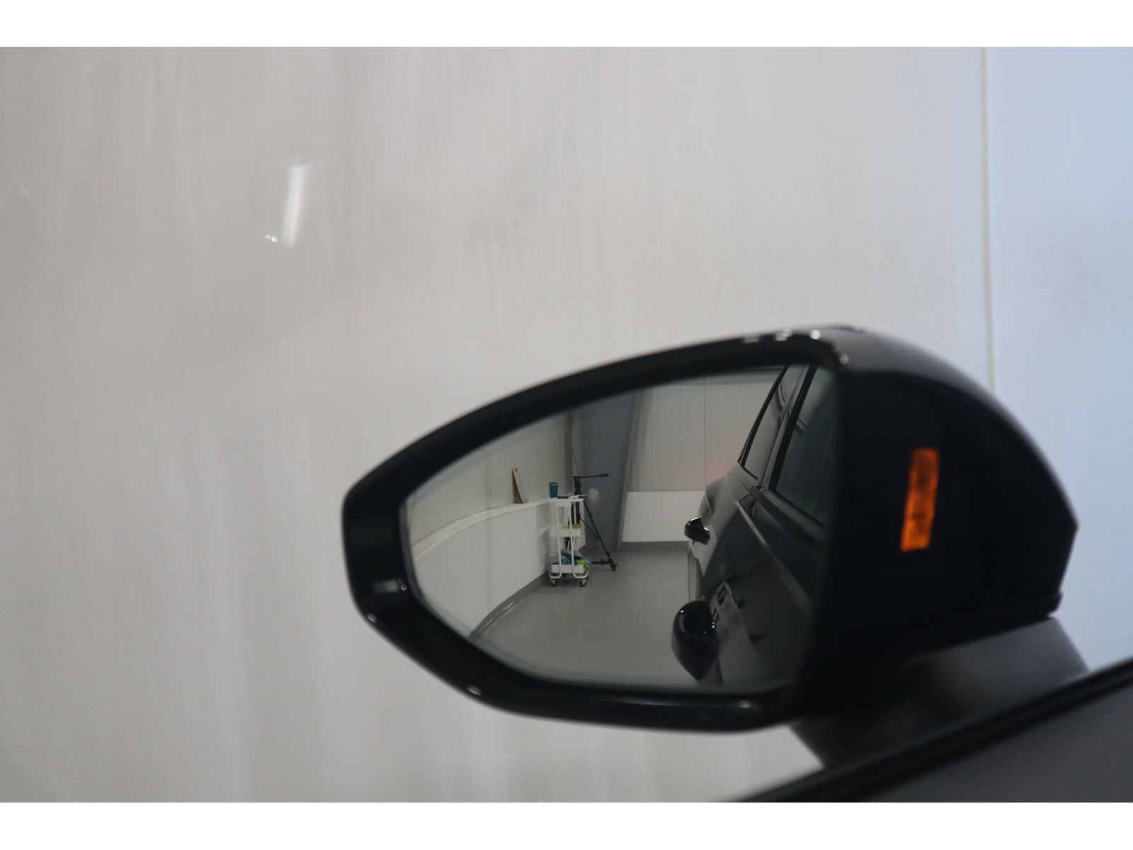 Audi A6 Avant 40 TDI quattro advanced - Samsaru's Car Outlet