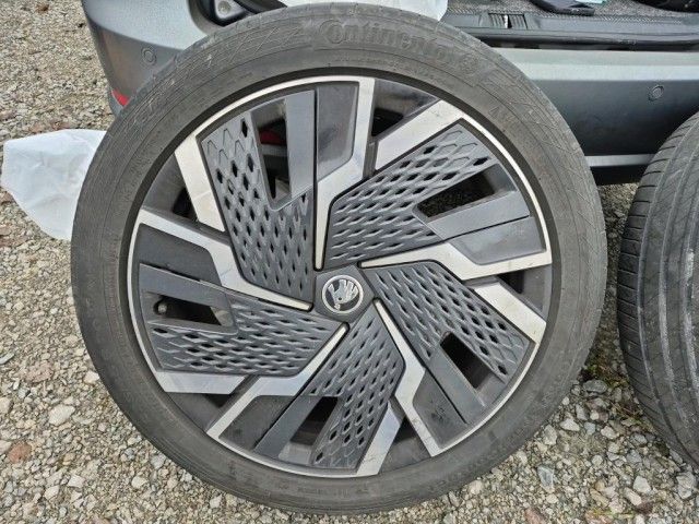 Skoda Kodiaq RS 4x4 AHK+PANO+elSITZ+elHK+ACC+CANTON