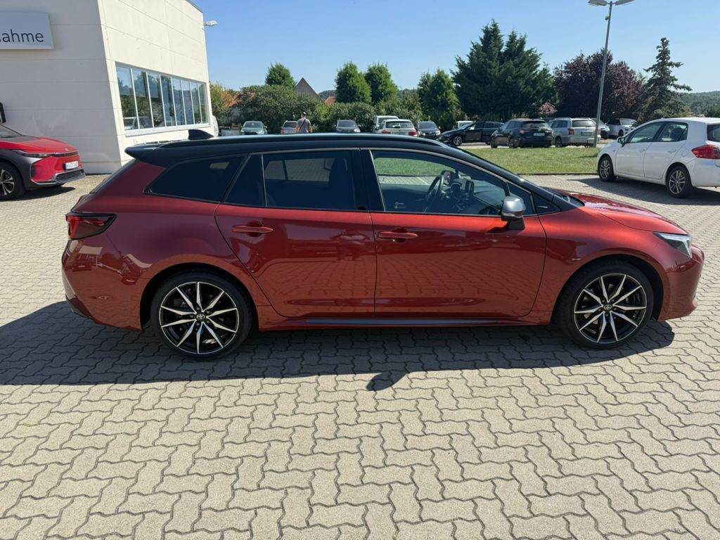 Toyota Corolla 2.0 Hybrid Touring Sports GR Sport