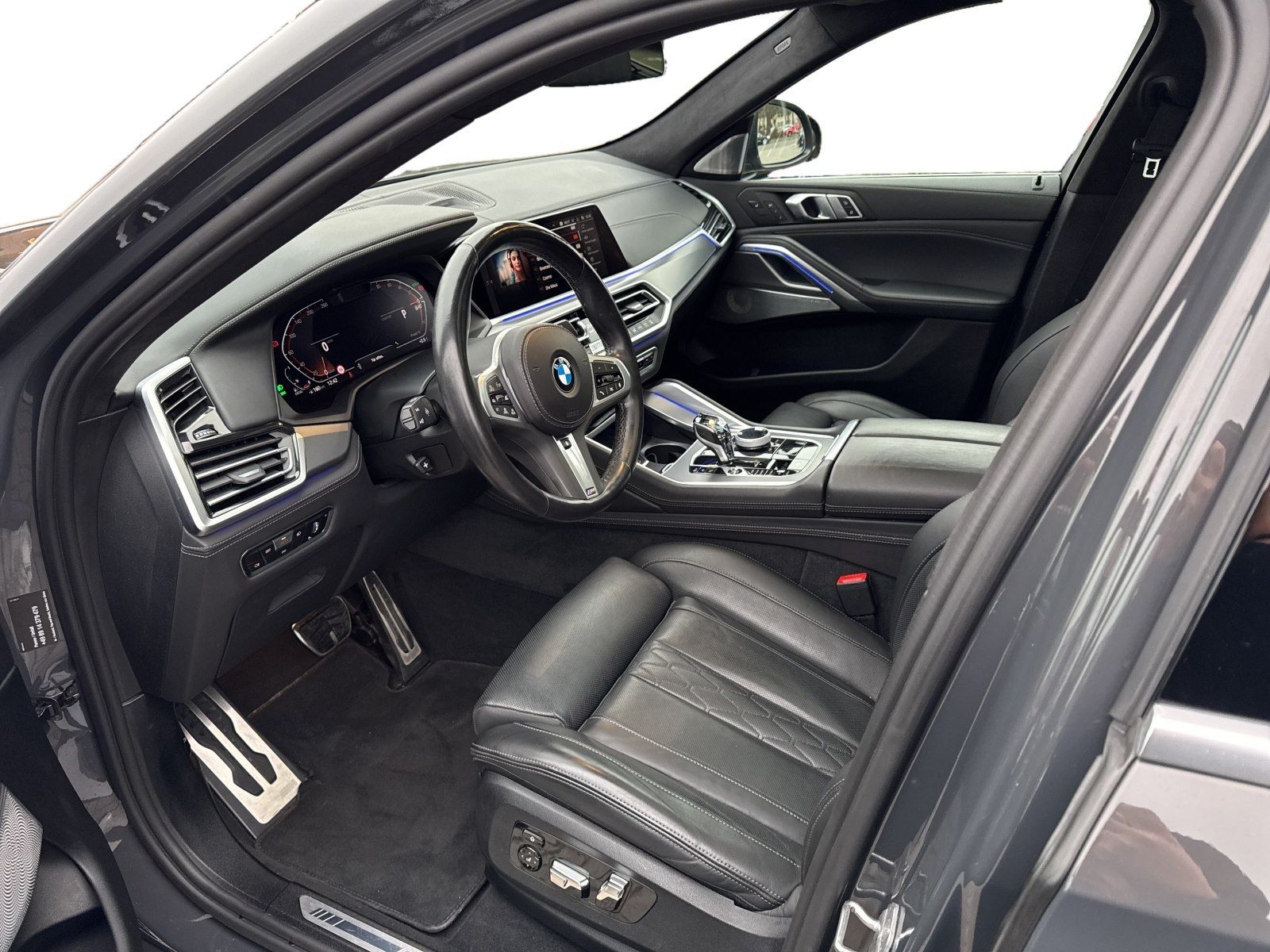 BMW X6 xDrive40d M Sportpaket B&W Head-Up AHK *VOLL*