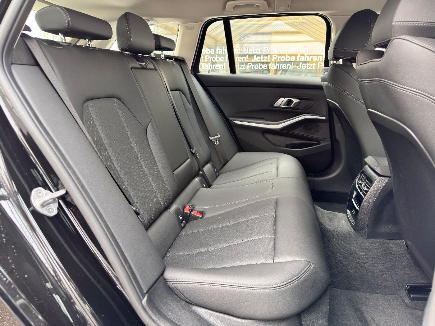 BMW 330e Touring AHK/InnoPaket GARANTIE bis 12/2029