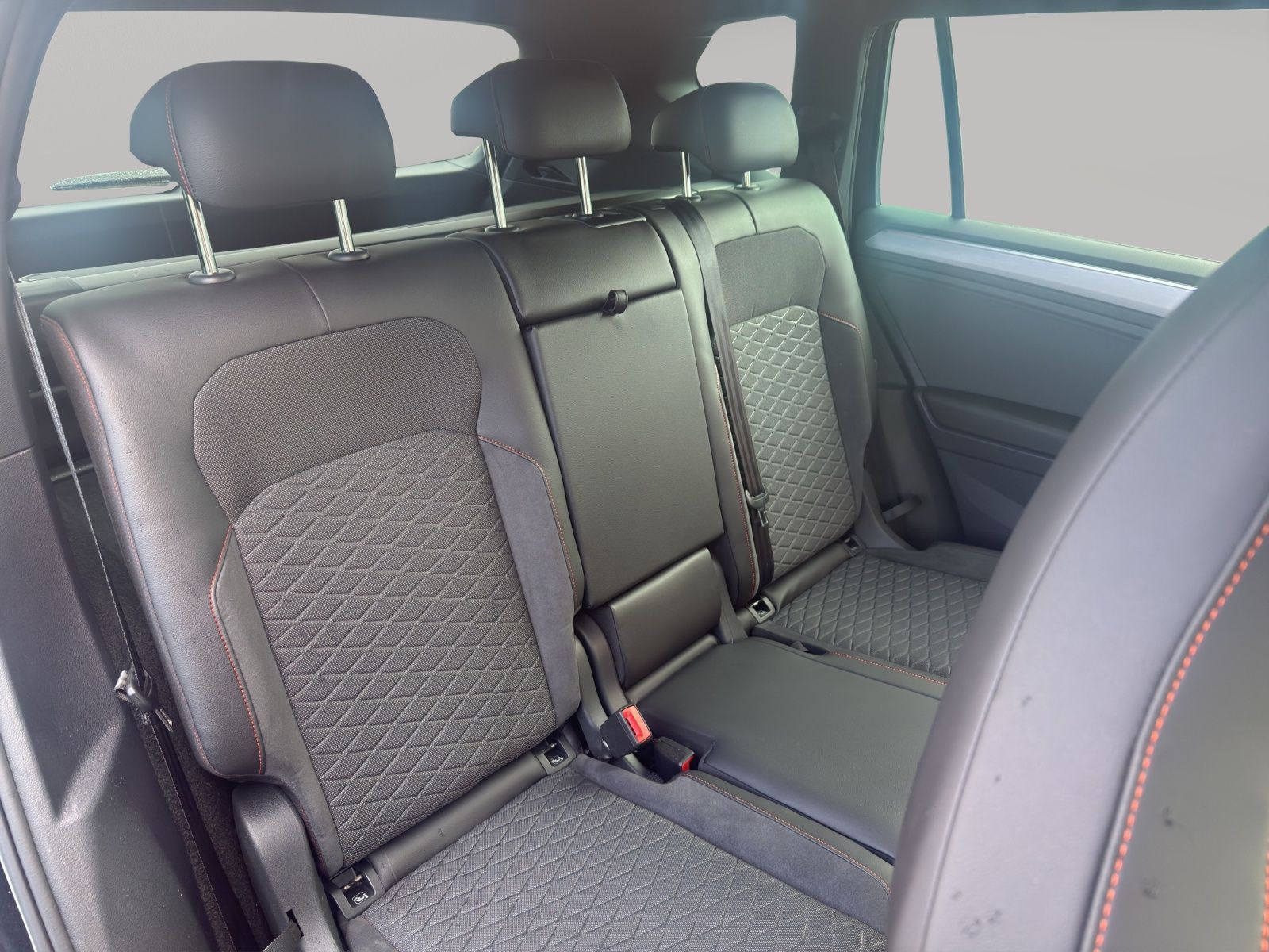 Seat Tarraco 1.5 TSI DSG FR AHK+NAVI+ACC+LED+KAMERA