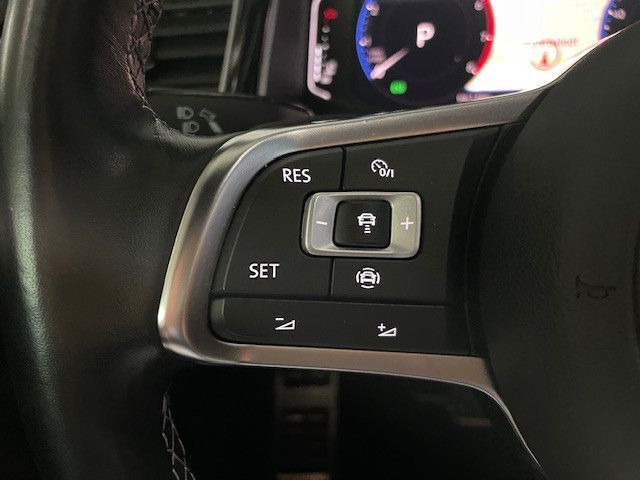 Volkswagen T-ROC Sport DSG 4M - Samsaru's Car Outlet