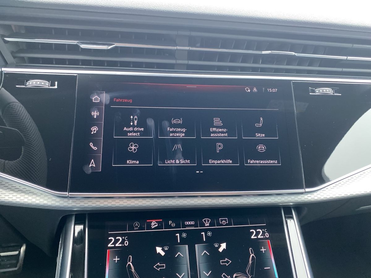Audi Q7 SUV S line 50 TDI qu. tiptr. Laser PANO AHK