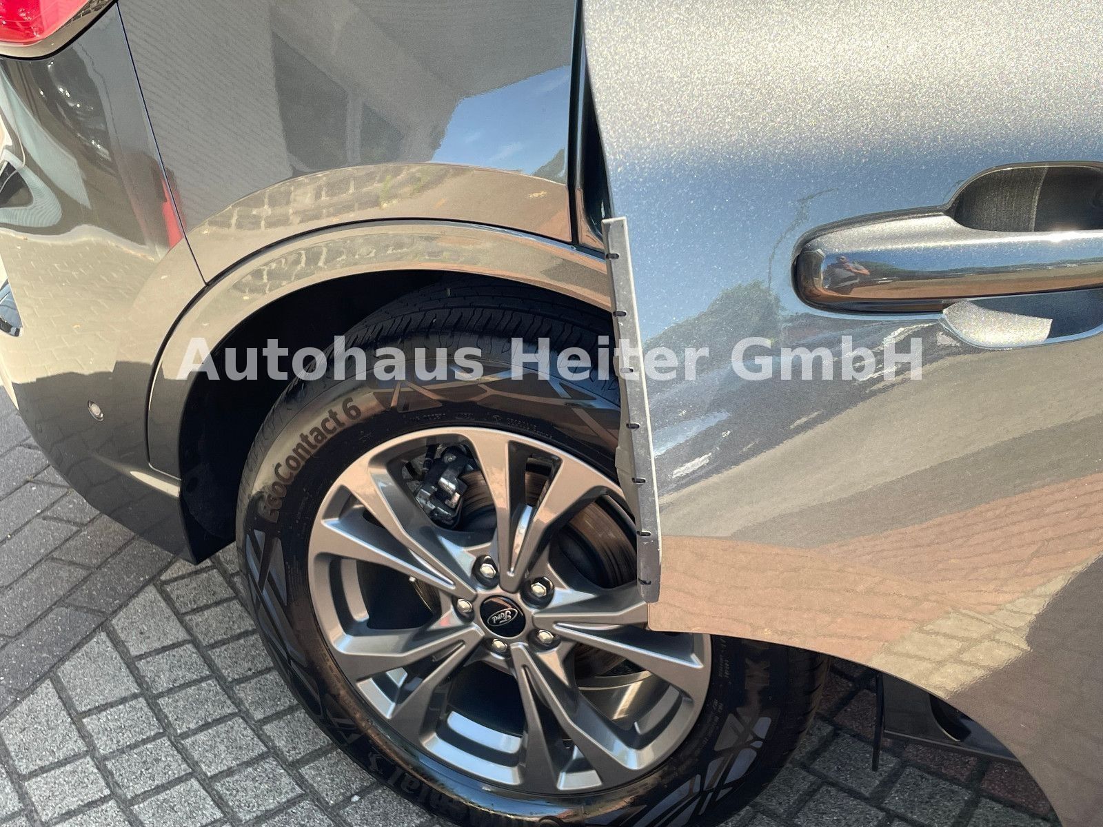 Ford Kuga PHEV ST-Line X - Samsaru's Car Outlet