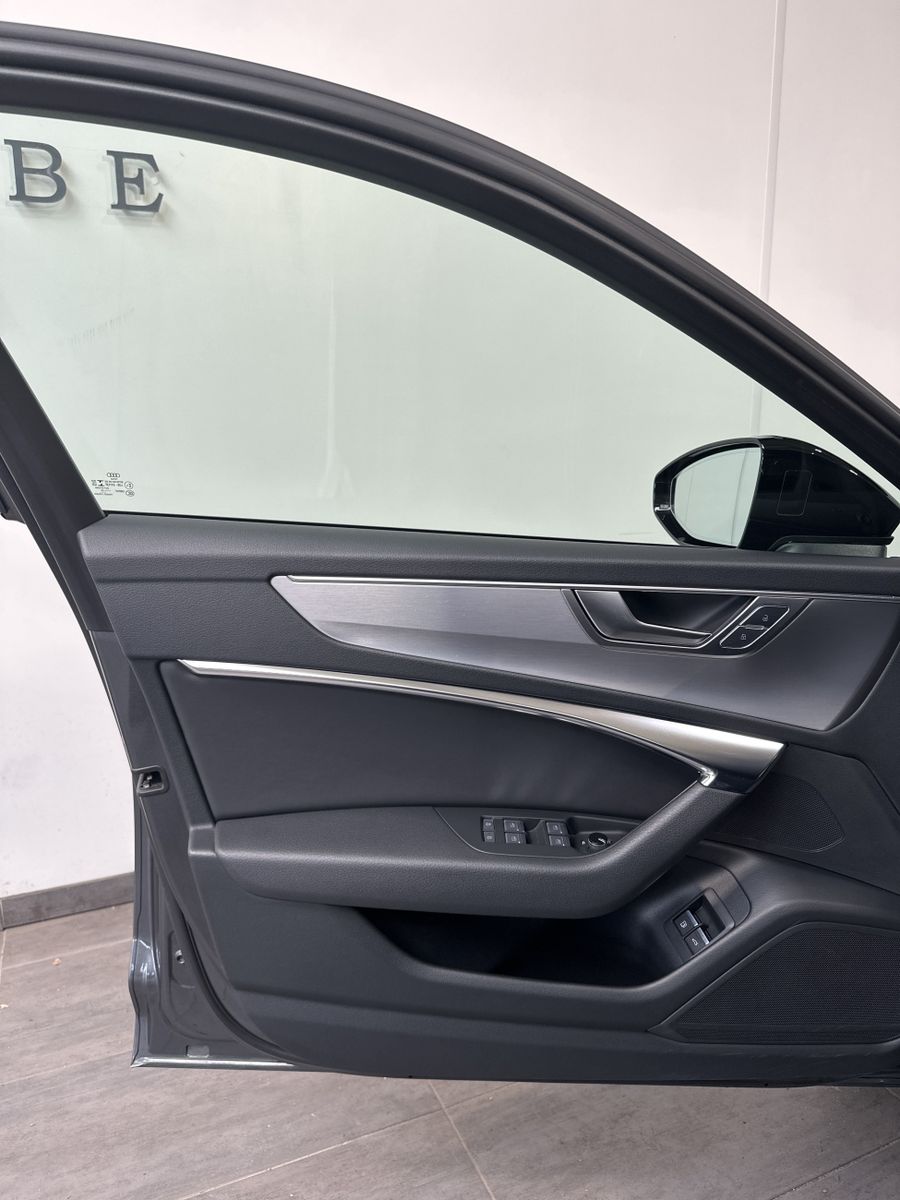 Audi A6 Avant 55 TFSI e Qu S-Line NAV+MATRIX+AHK+20ZO