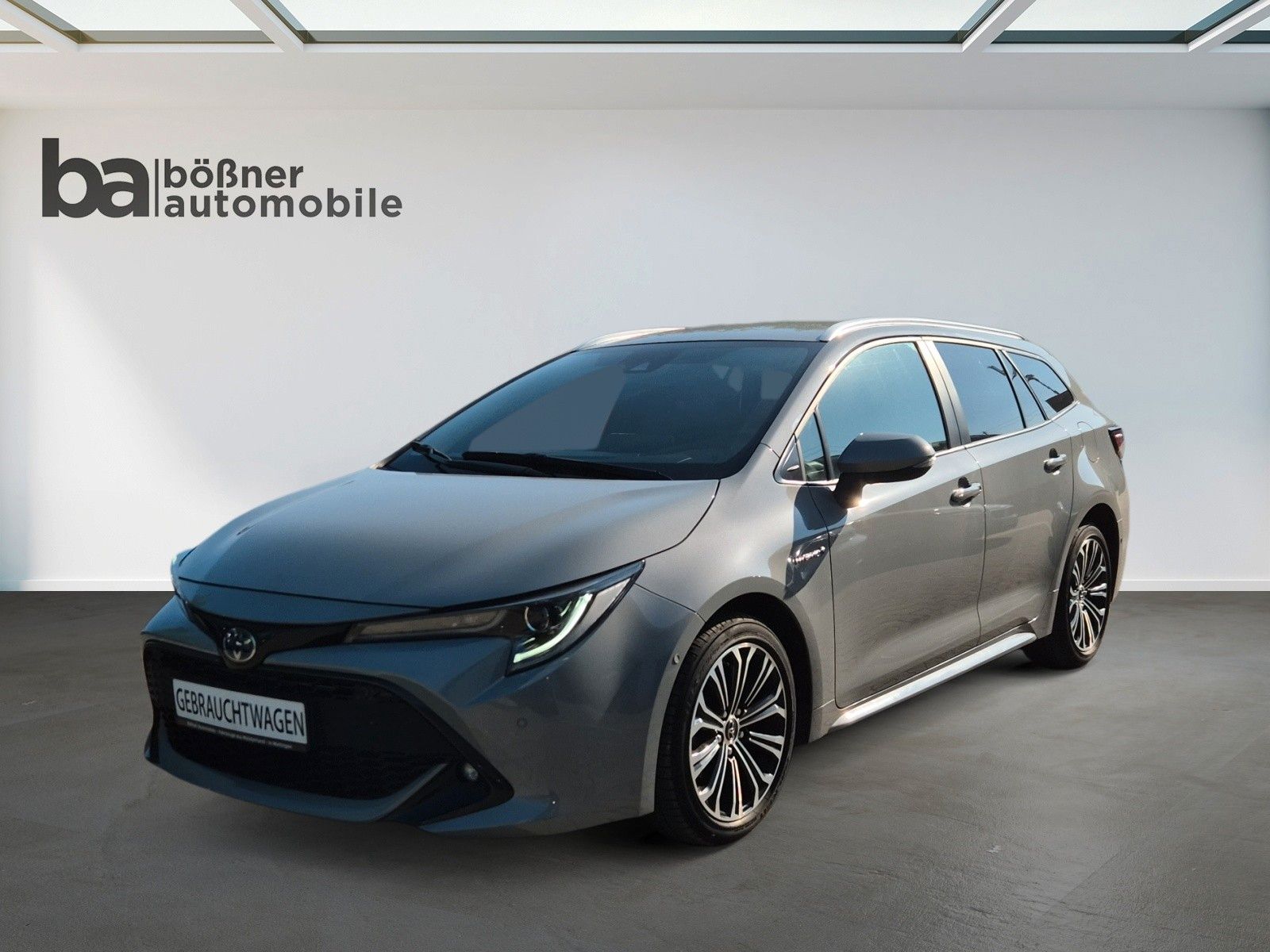 Toyota Corolla Touring Sports Hybrid Club - Samsaru's Car Outlet