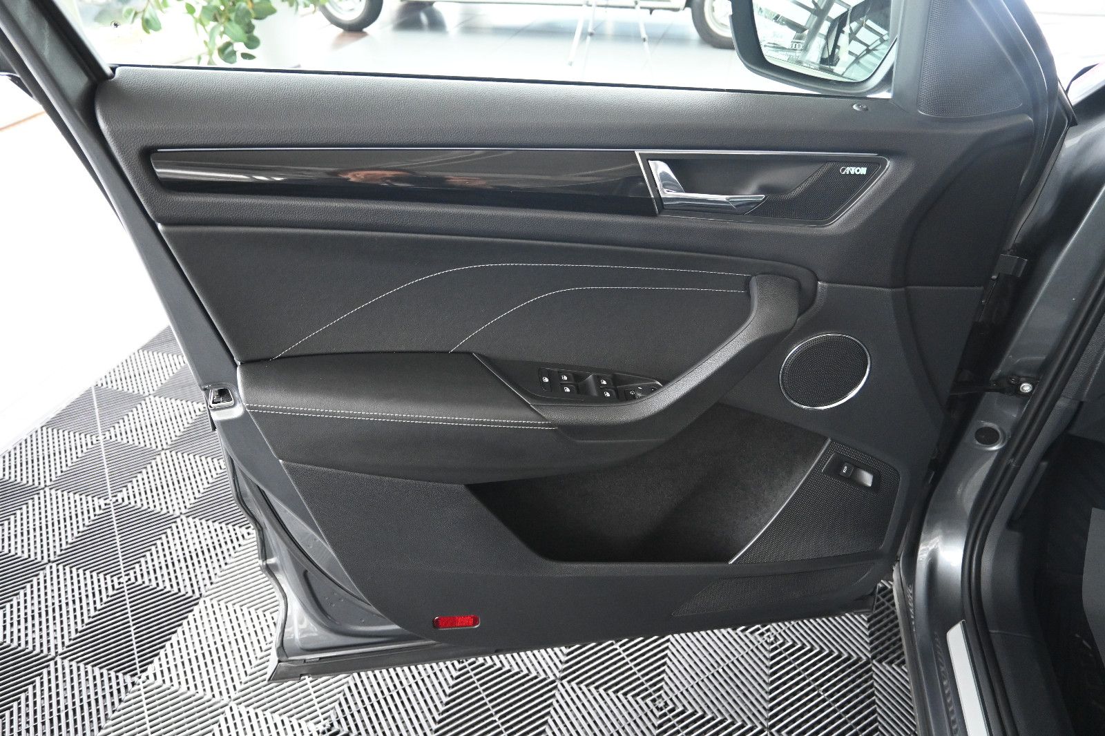 Skoda Kodiaq 2.0 TSI L&K 4M LED Navi Virtual 7-Sitzer