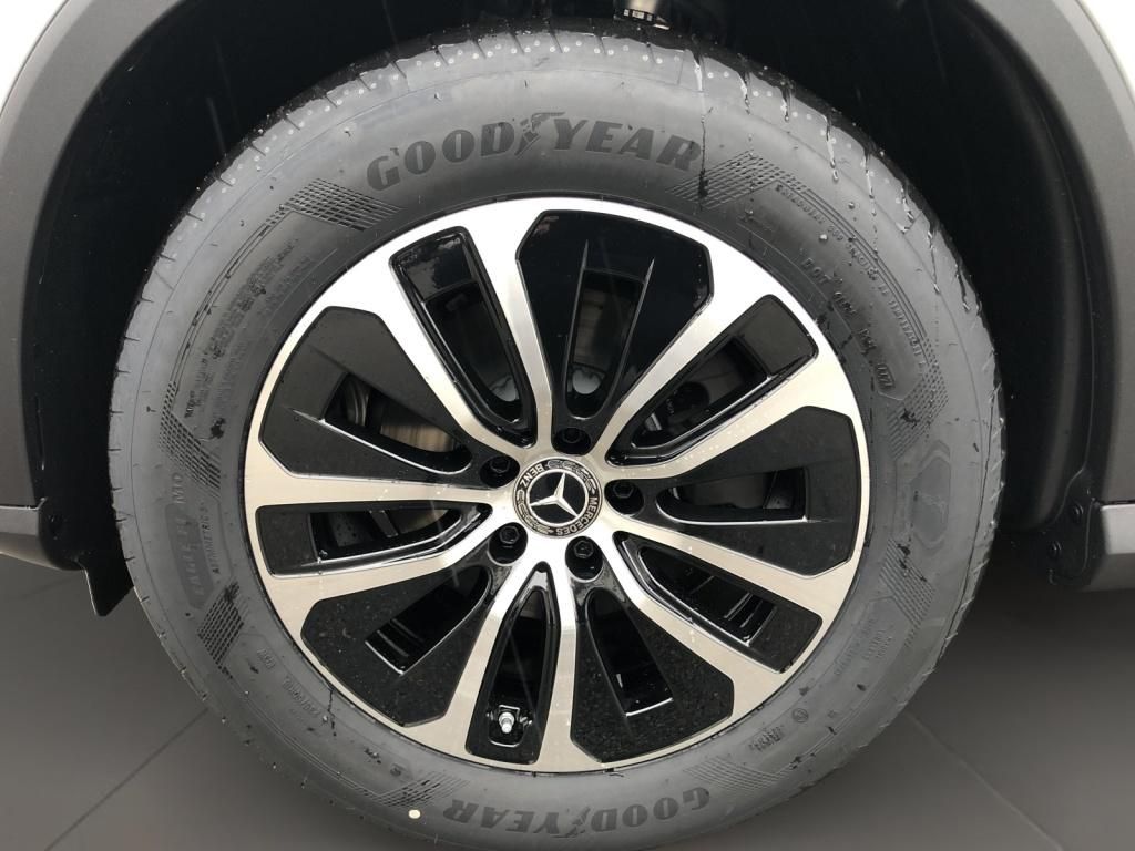 Mercedes-Benz GLC 200 4MATIC Avantgarde - Samsaru's Car Outlet