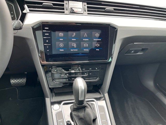 Volkswagen Passat 2.0 TDI - Samsaru's Car Outlet