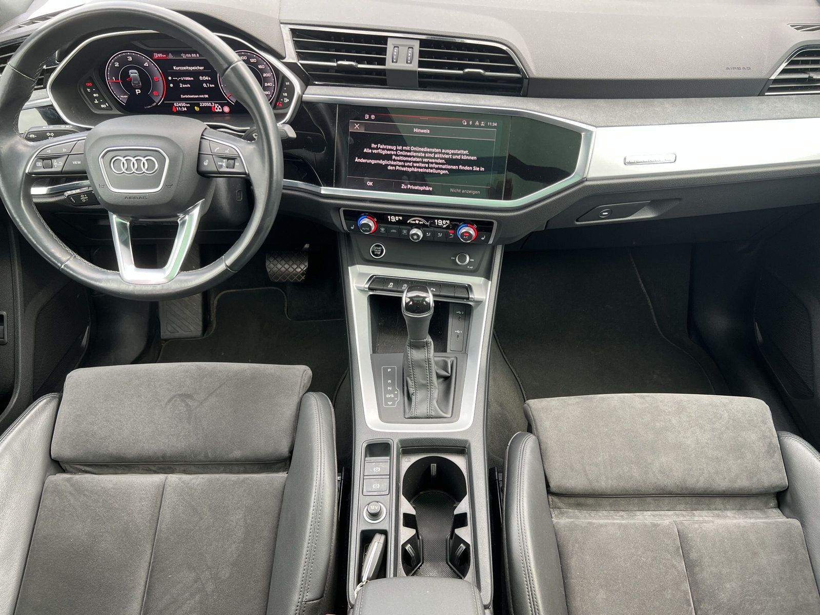 Audi Q3 S line 35 TDI quattro - Samsaru's Car Outlet