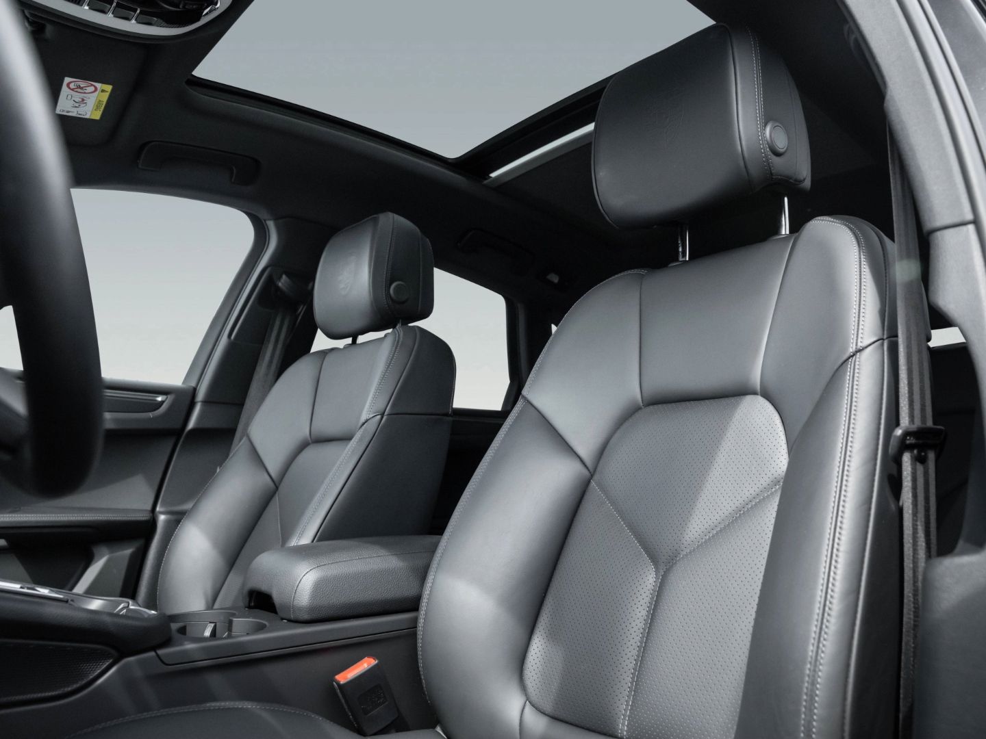 Porsche Macan - Samsaru's Car Outlet