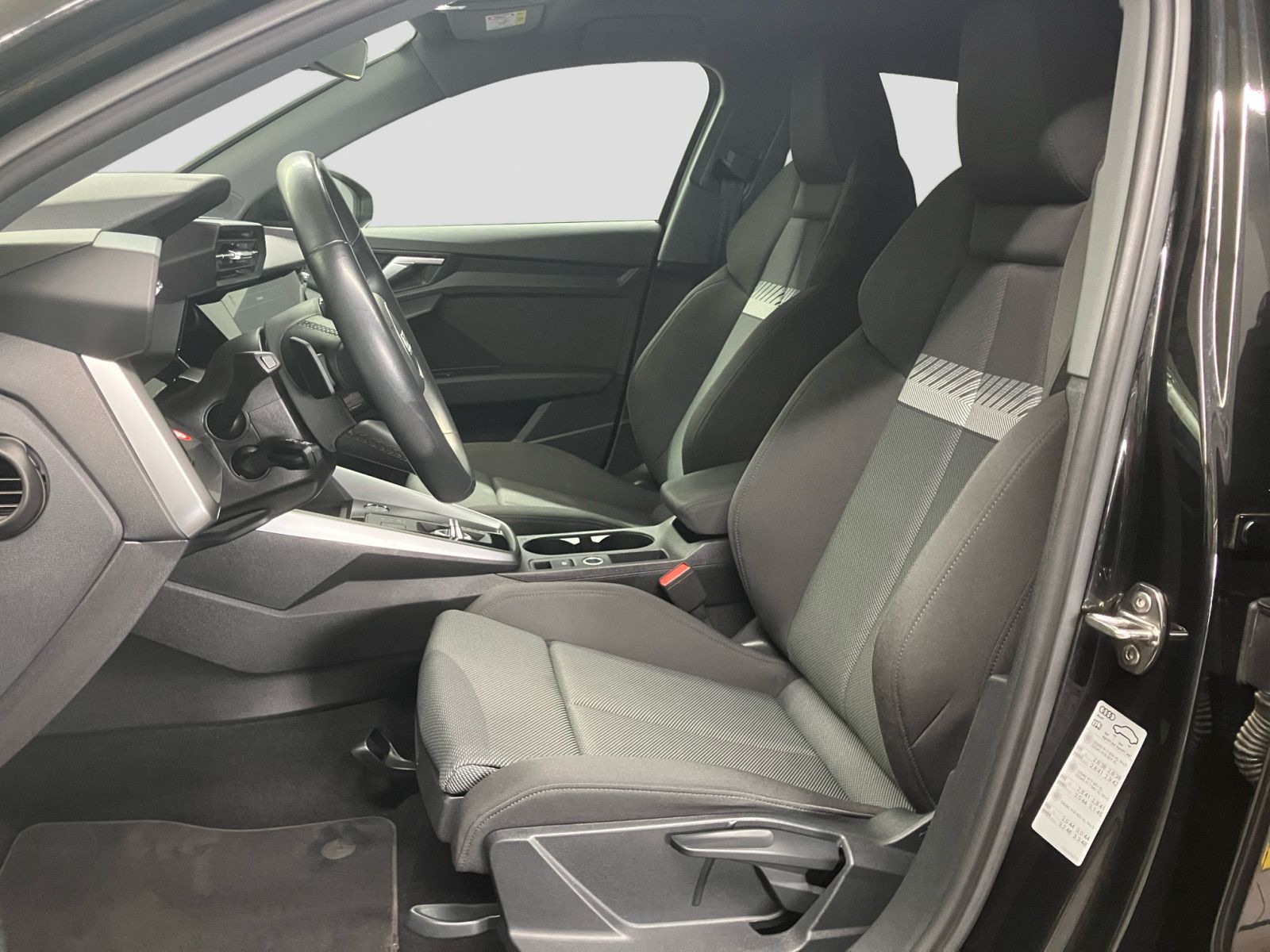Audi A3 Sportback 45 TFSIe S line - Samsaru's Car Outlet