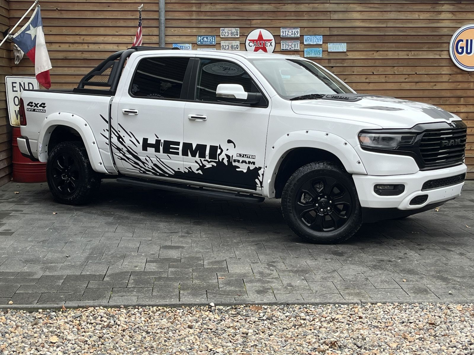 Dodge RAM 1500 Laramie LED AHK LPG Memory LPG
