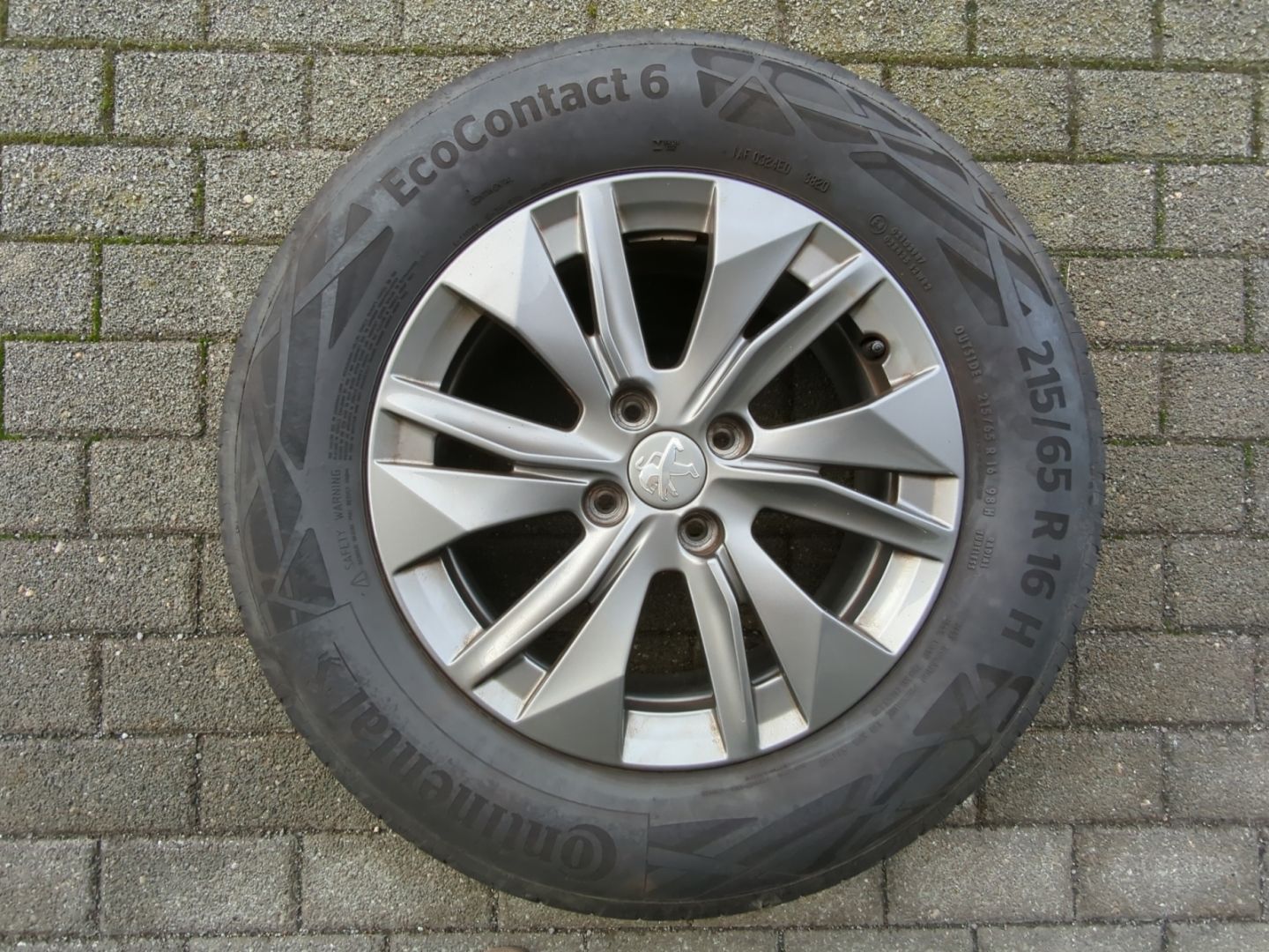 Peugeot e-2008 Active Elektromotor 136 - Samsaru's Car Outlet