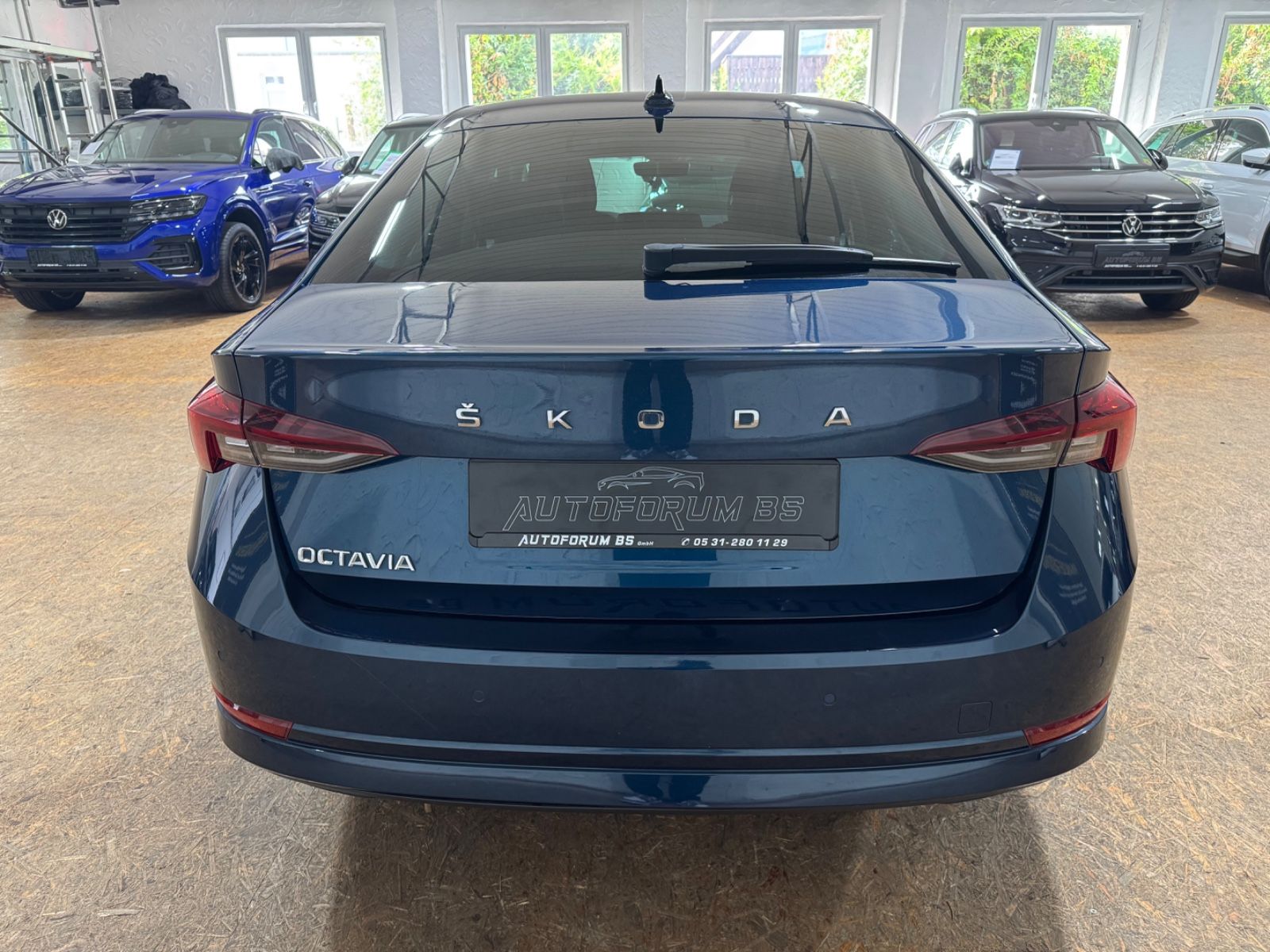 Skoda Octavia Lim. First Edition 2.0TDI DSG/ACC/MATRIX