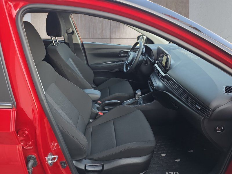 Hyundai i20 1.0 T-GDI 7DCT 17*Alu/LED/Navi/Keyless/ACC/S