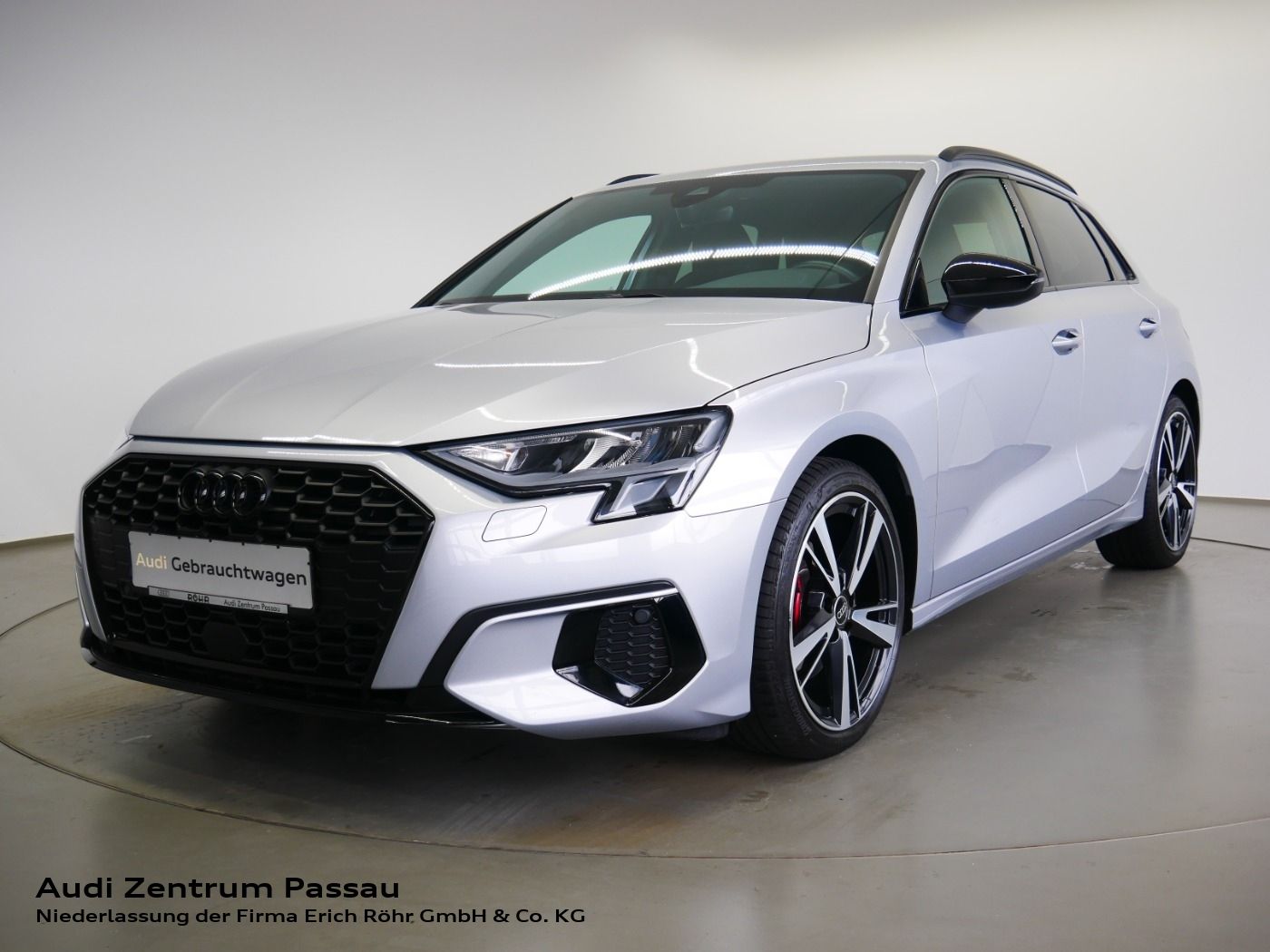 Audi A3 Sportback 35 TFSI advanced - Samsaru's Car Outlet
