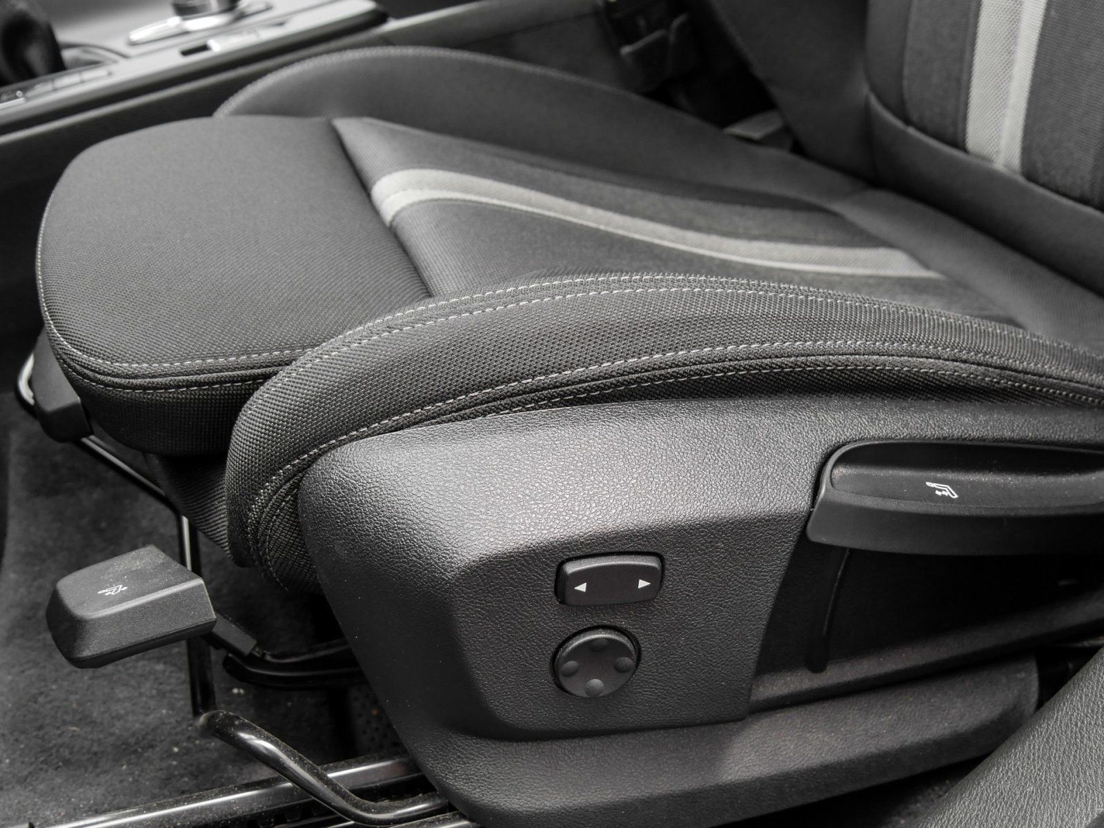 BMW X1 xDrive25e - Samsaru's Car Outlet