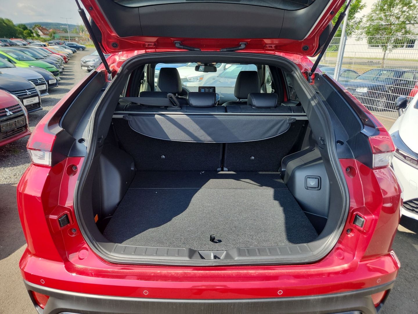 Mitsubishi Eclipse Cross Plug-In Hybrid Select Black WR