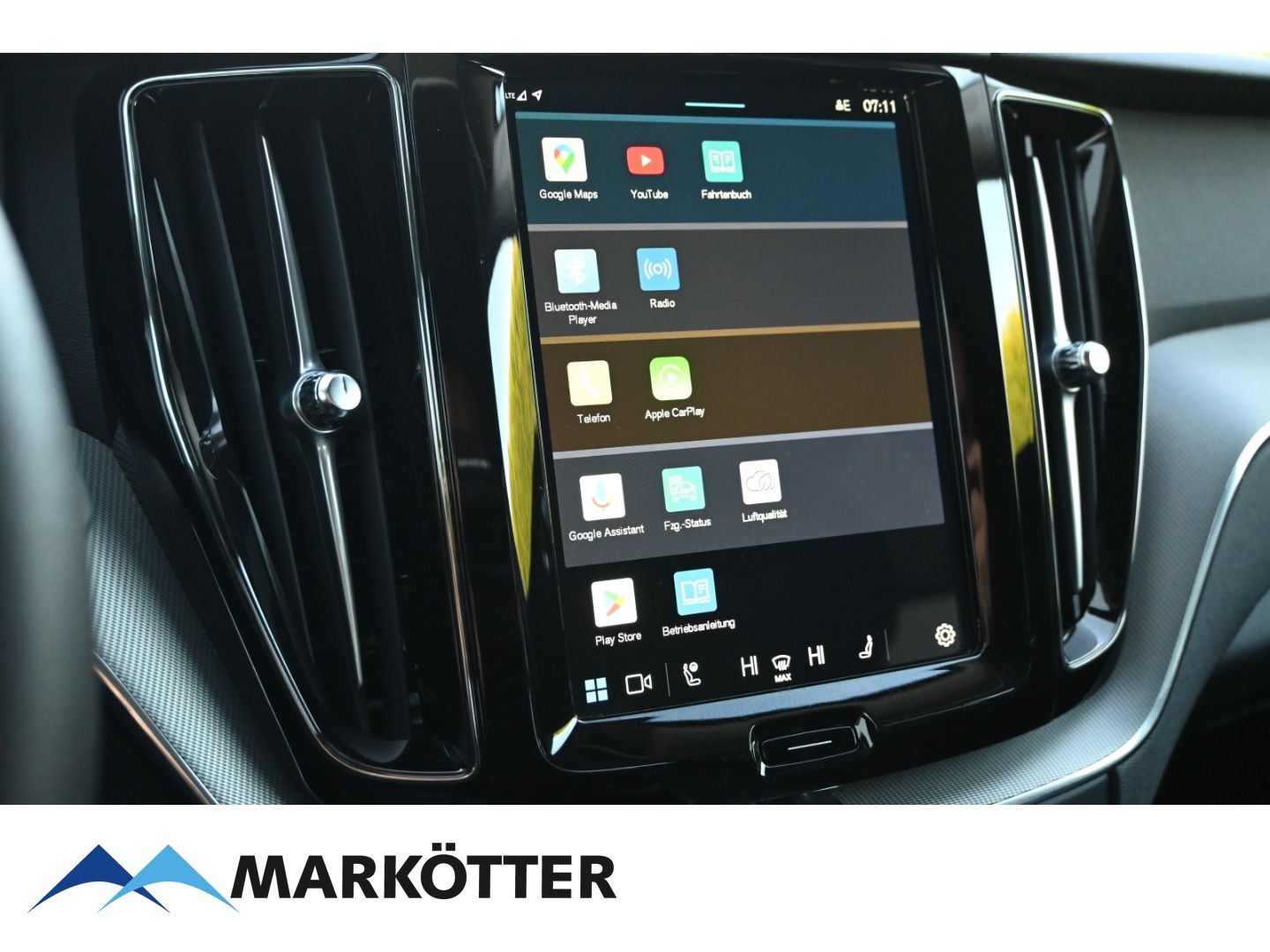 Volvo XC60 T8 Recharge Plus AWD - Samsaru's Car Outlet