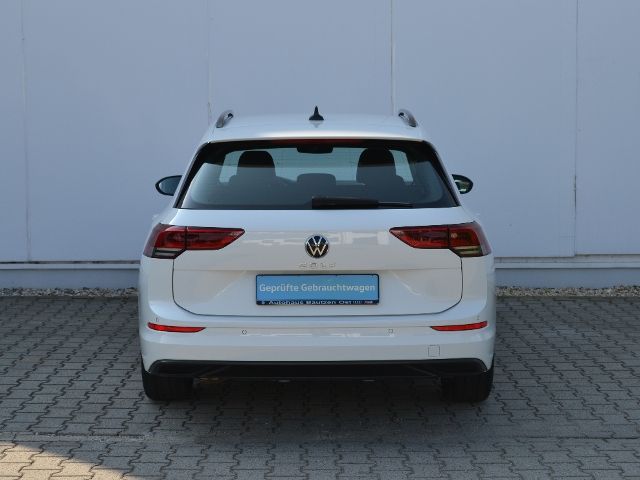 Volkswagen Golf VIII Variant 2.0 TDI Life - Samsaru's Car Outlet