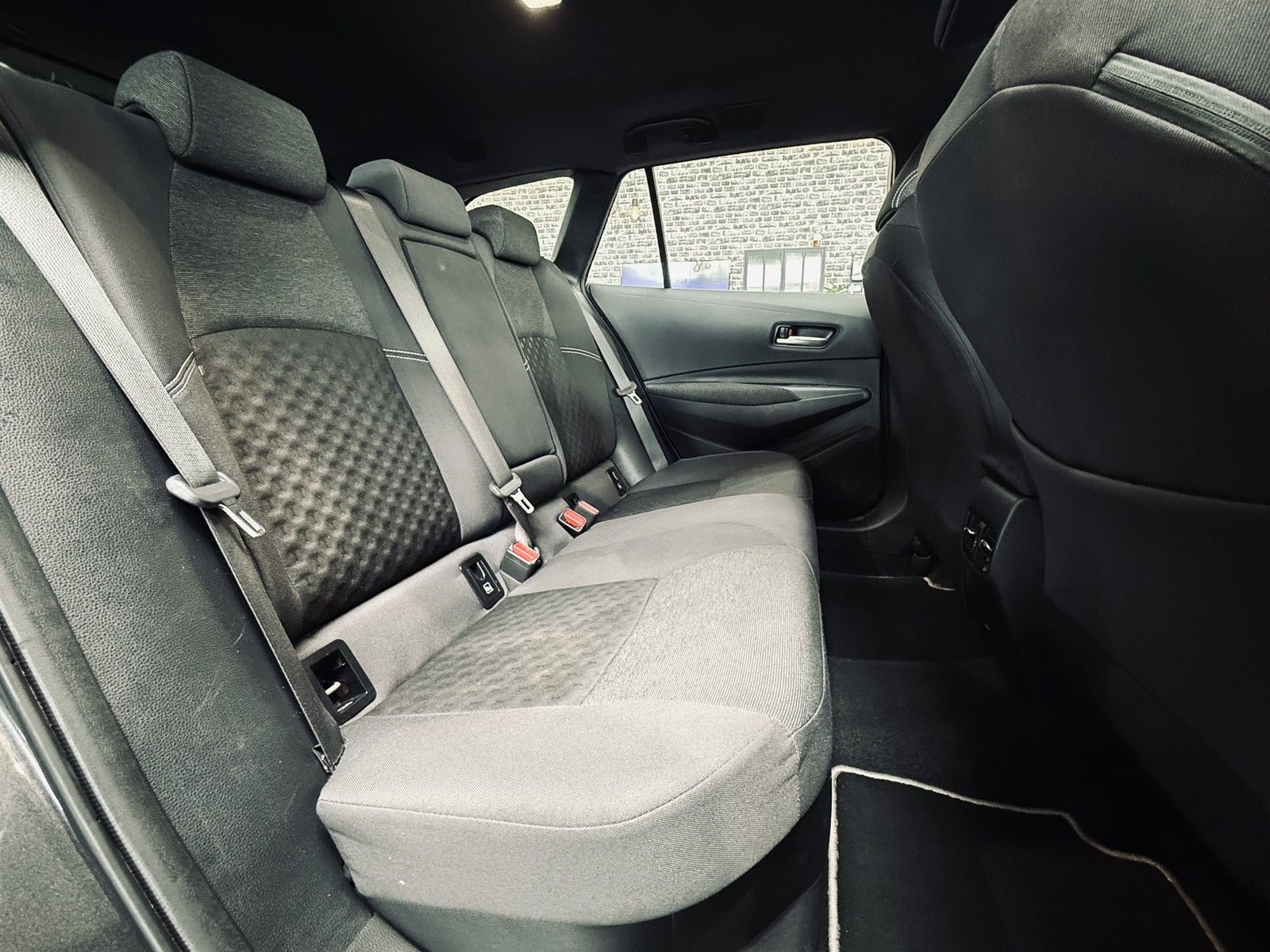 Toyota Corolla Touring Sports Hybrid Business|1.HD|KAME