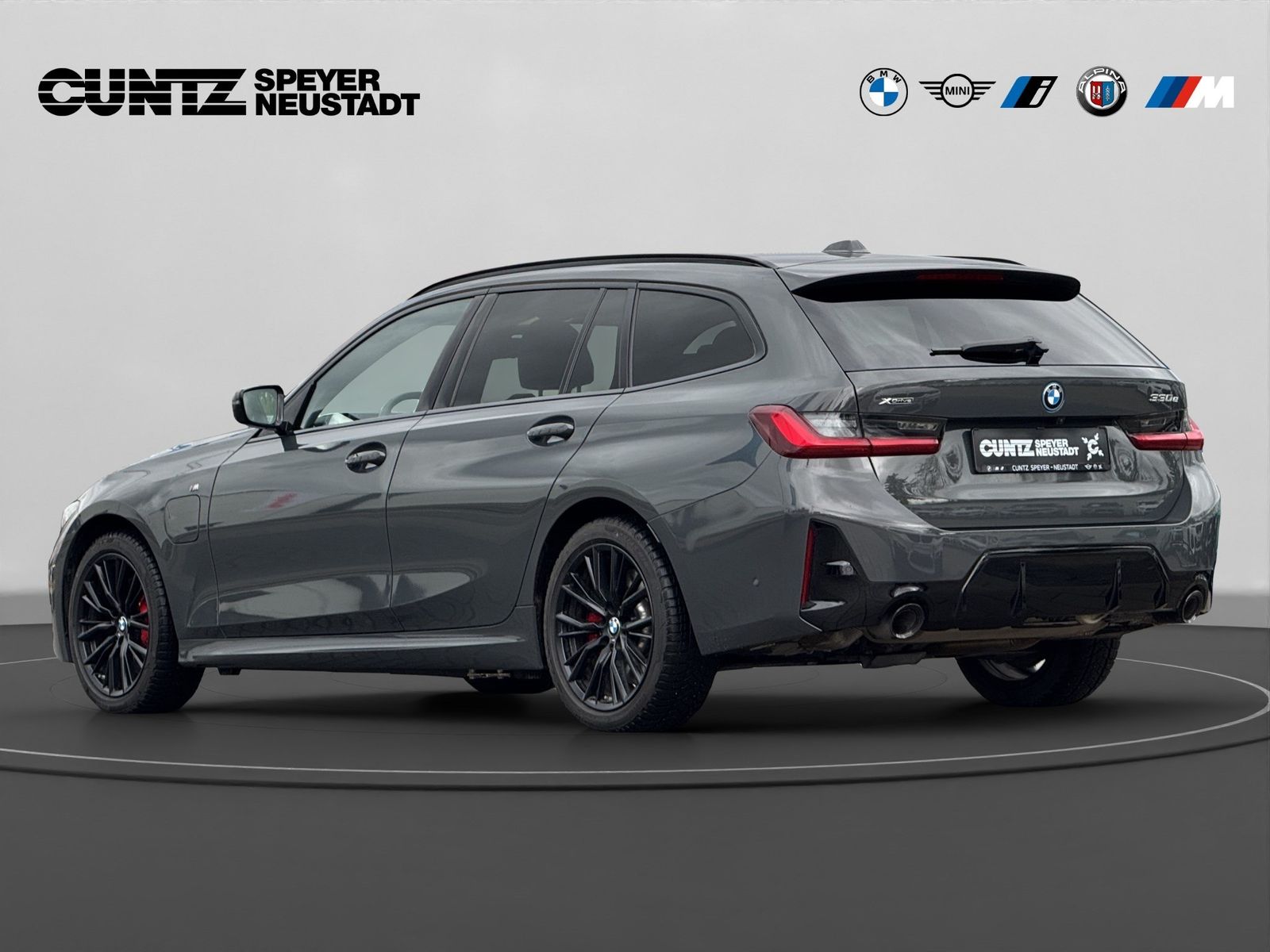BMW 330e xDrive Touring M Sportpaket Head-Up DAB