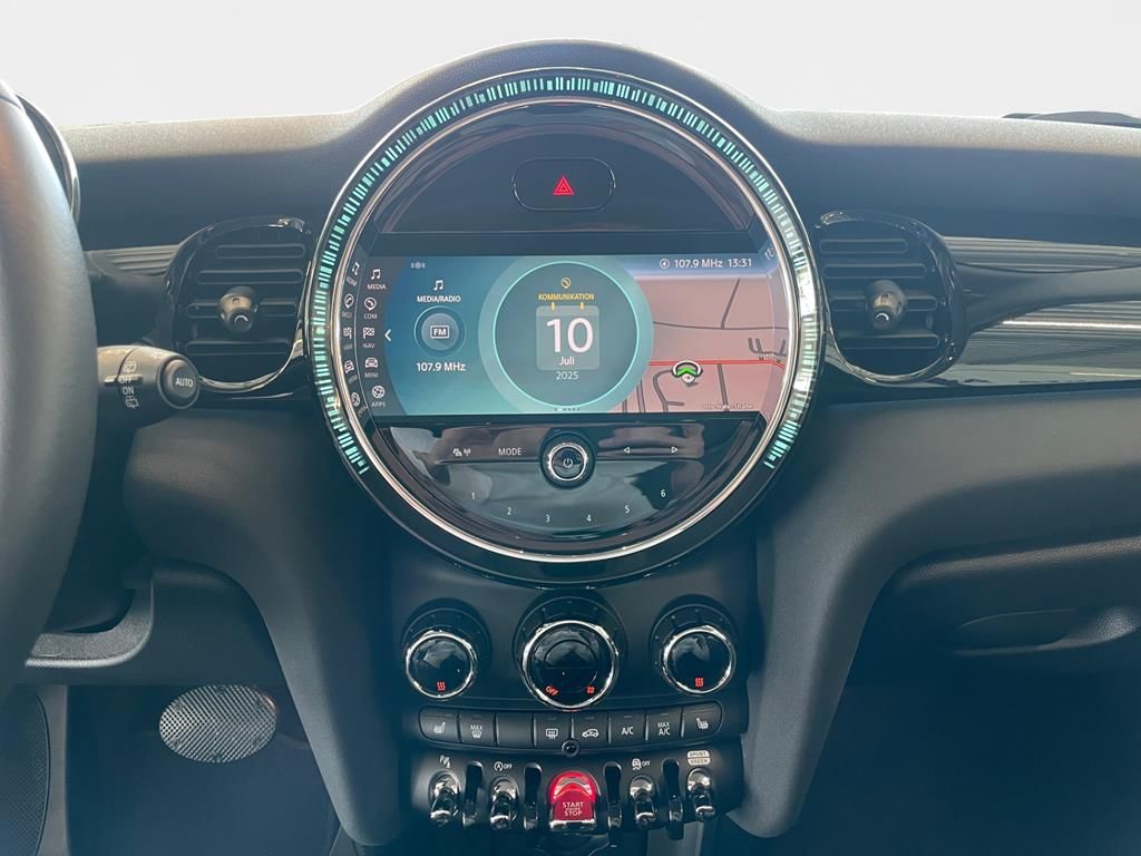 MINI Cooper Aut. Classic - Samsaru's Car Outlet