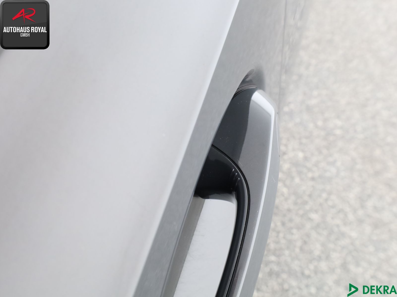 BMW 330 d xDrive M SPORT - Samsaru's Car Outlet