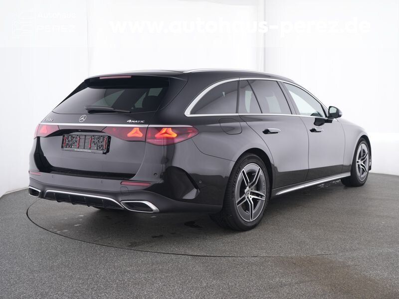 Mercedes-Benz E 450 d T 4M AMG PREMIUM AHK- HUD- FOND SITZHEIZ