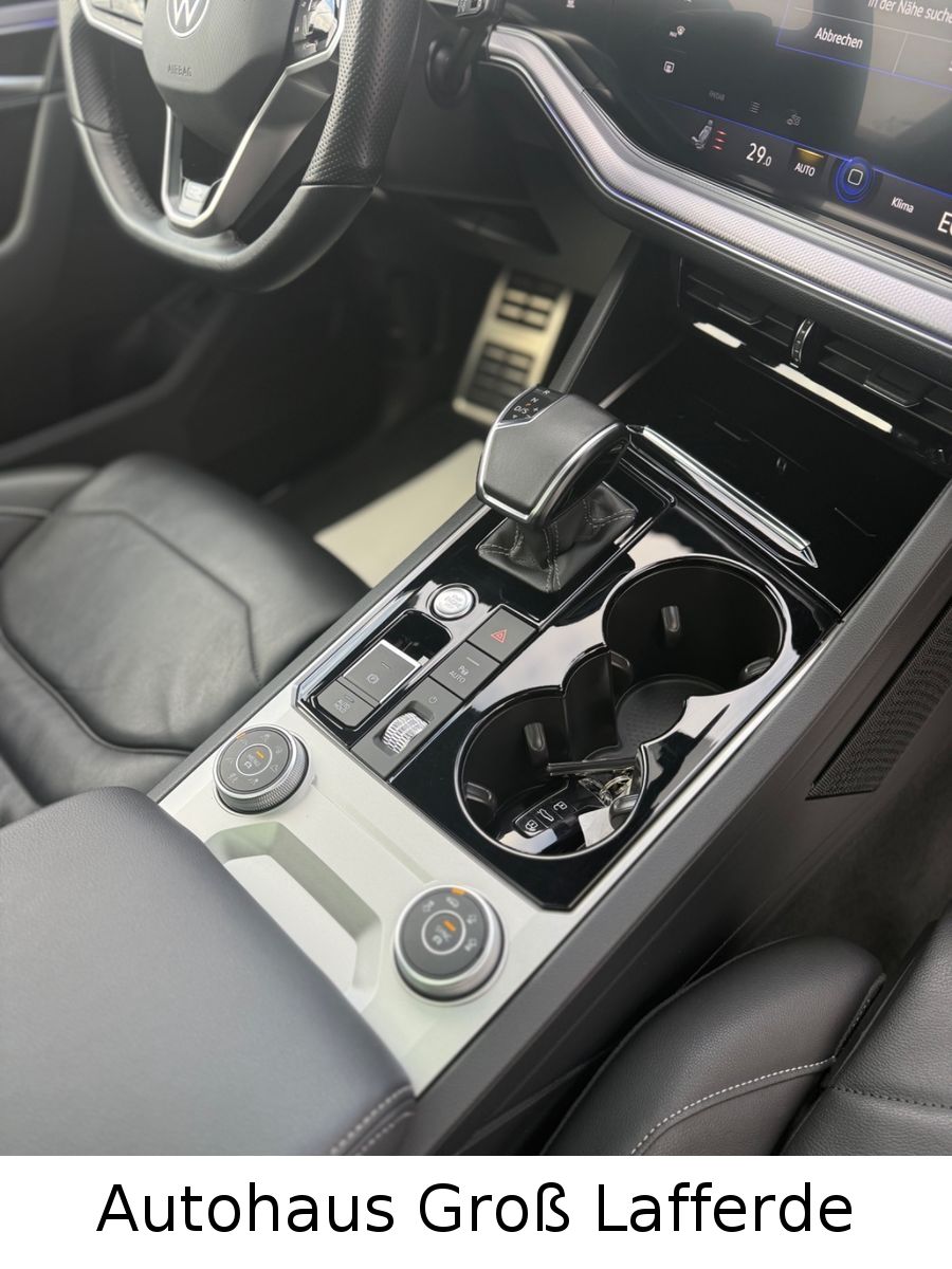 Volkswagen Touareg R-Line 4Motion 360 Kam Head Up Pano