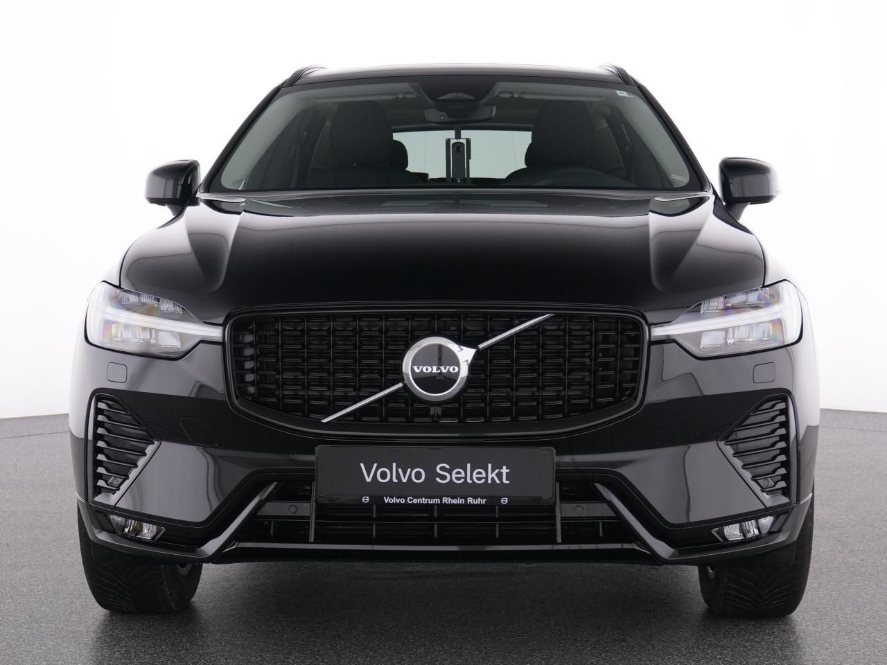 Volvo XC60 B5 AWD PLUS DARK AHK+H&KSOUND+PANO+MEMORY+