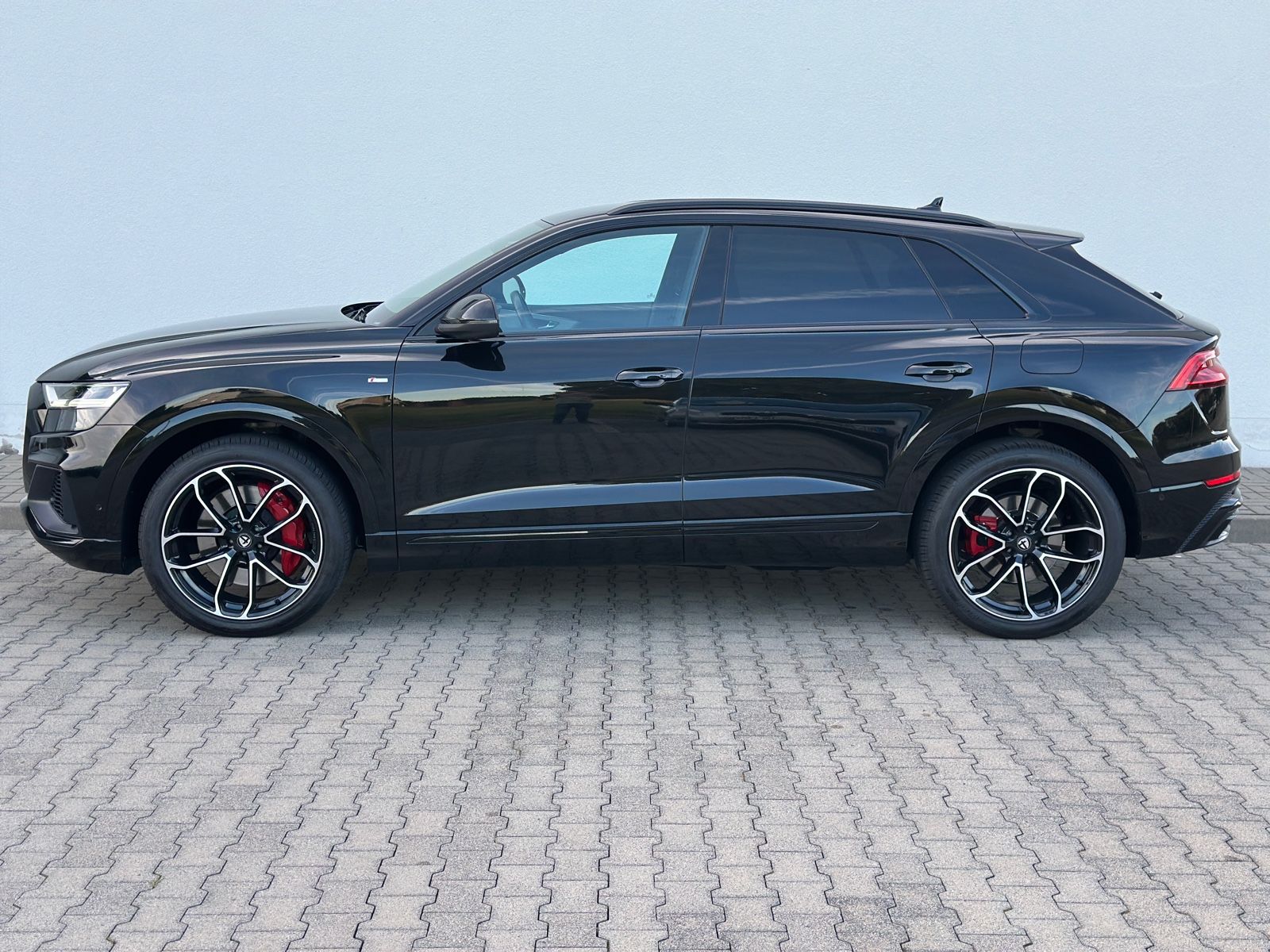 Audi Q8 55 TFSIe*S-LINE*B&O*360*SOFT-CLOSE*AHK*VIRTUE