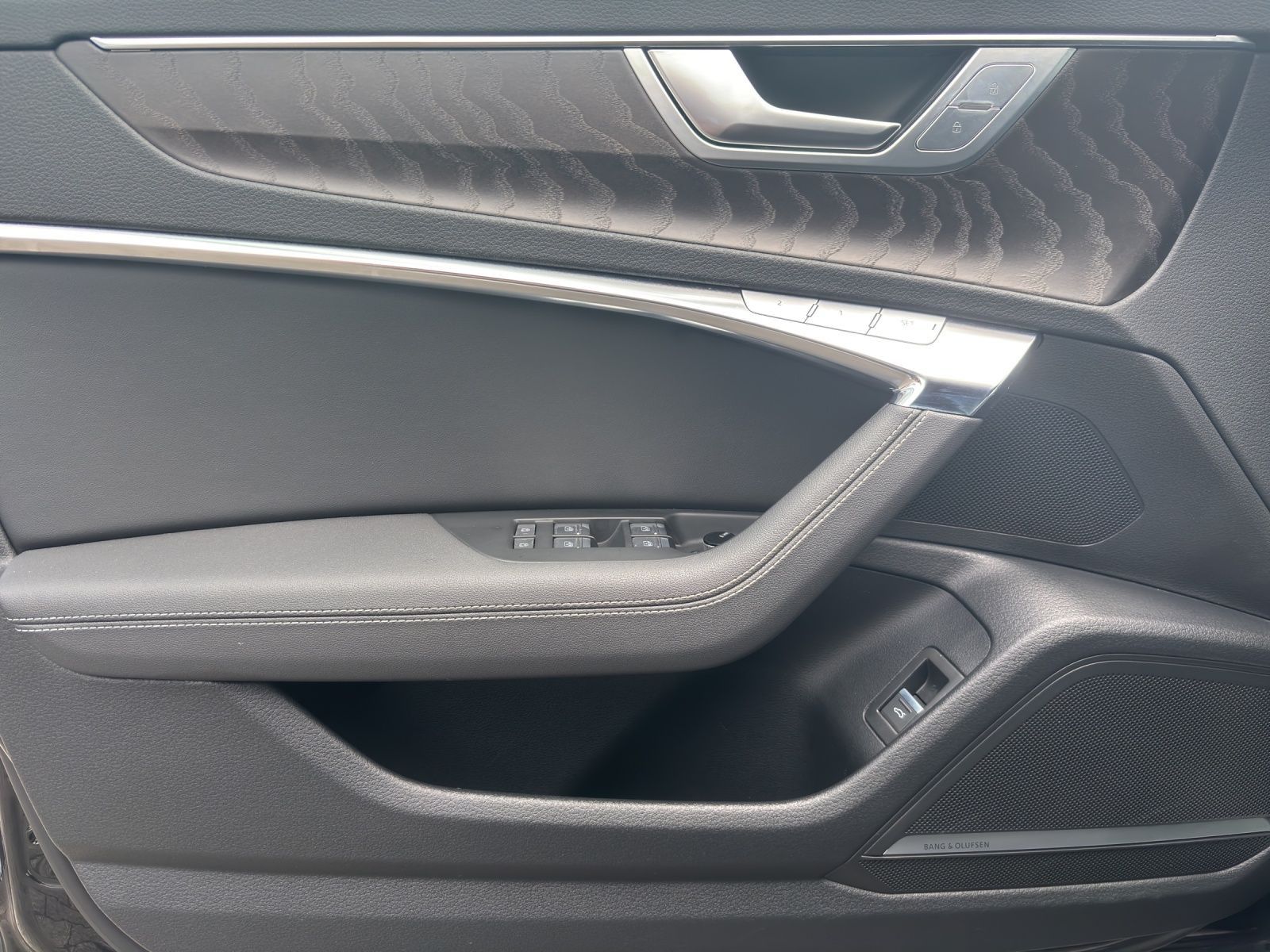 Audi A6 Avant 50 TDI quattro design - Samsaru's Car Outlet