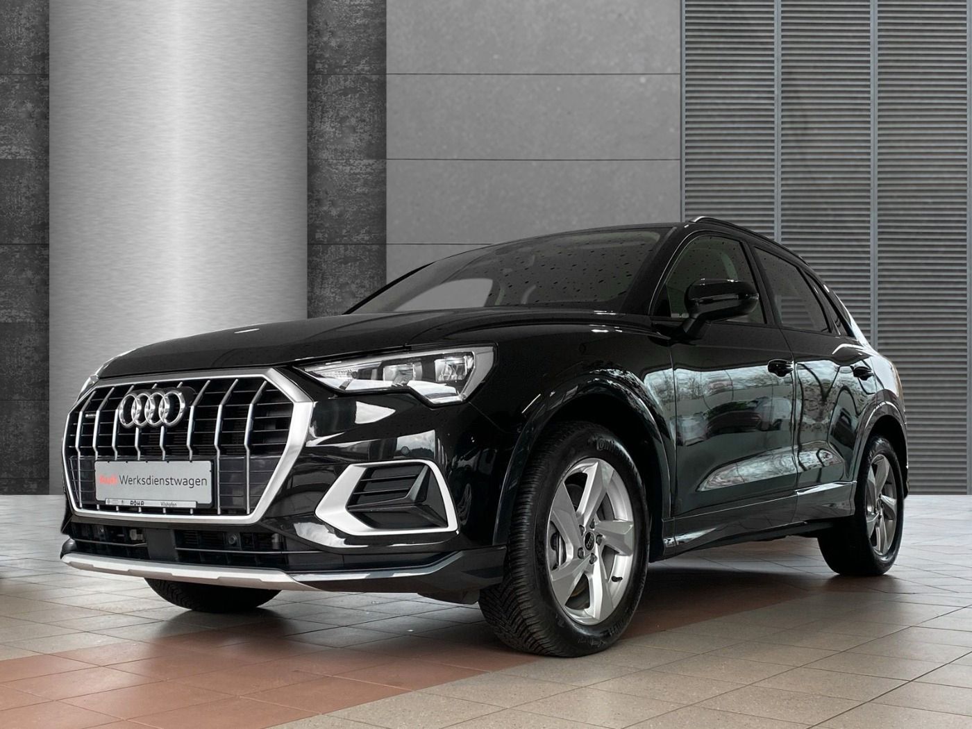 Audi Q3 40 TDI quattro - Samsaru's Car Outlet