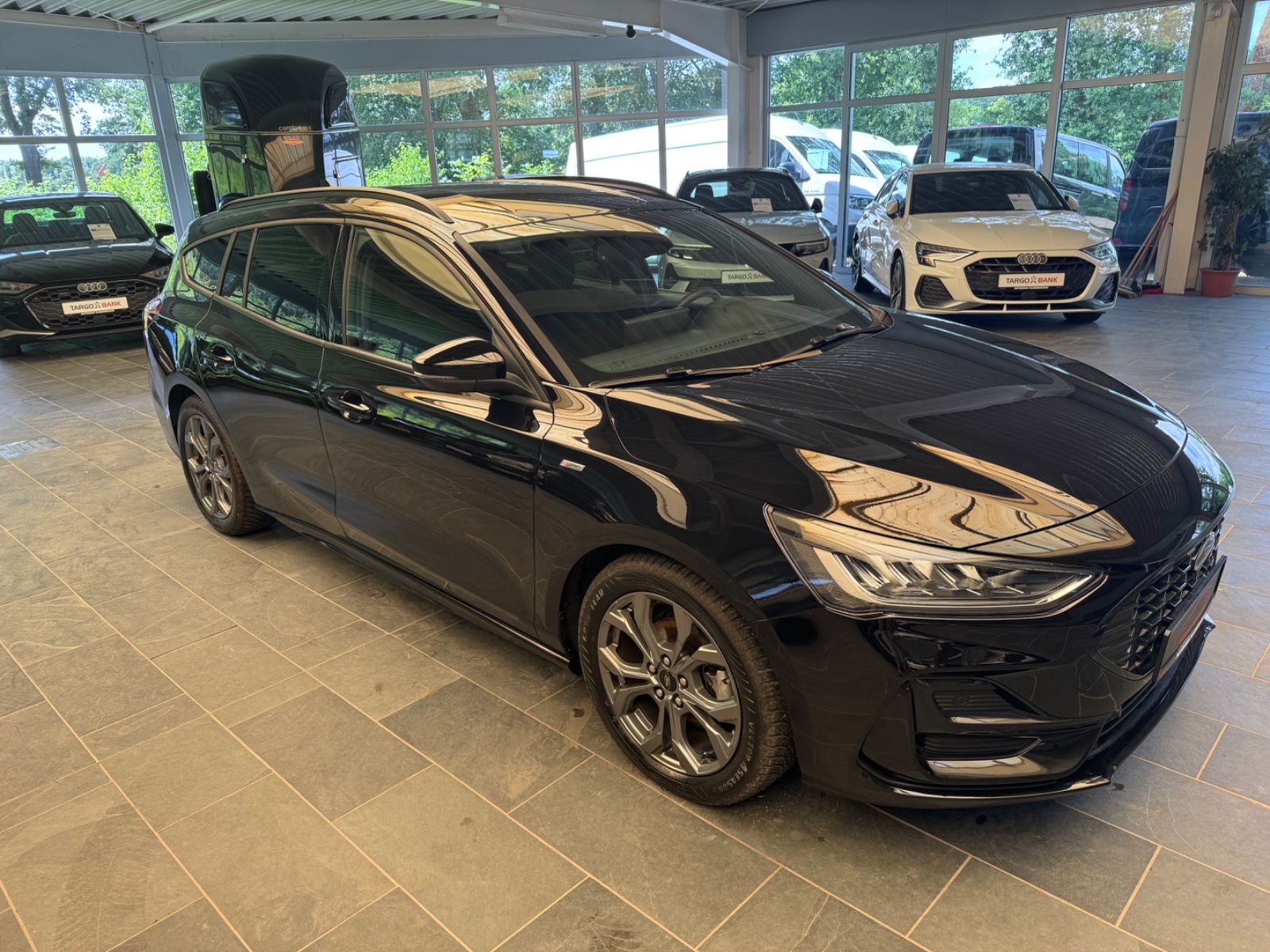 Ford Focus Turnier ST-Line X Navi Kamera ACC