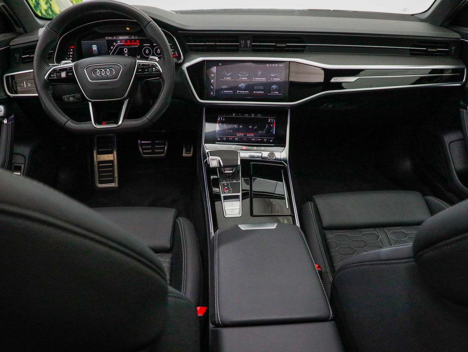 Audi RS 6 Avant AHK Matrix HUD Keramik Pano 305km/h