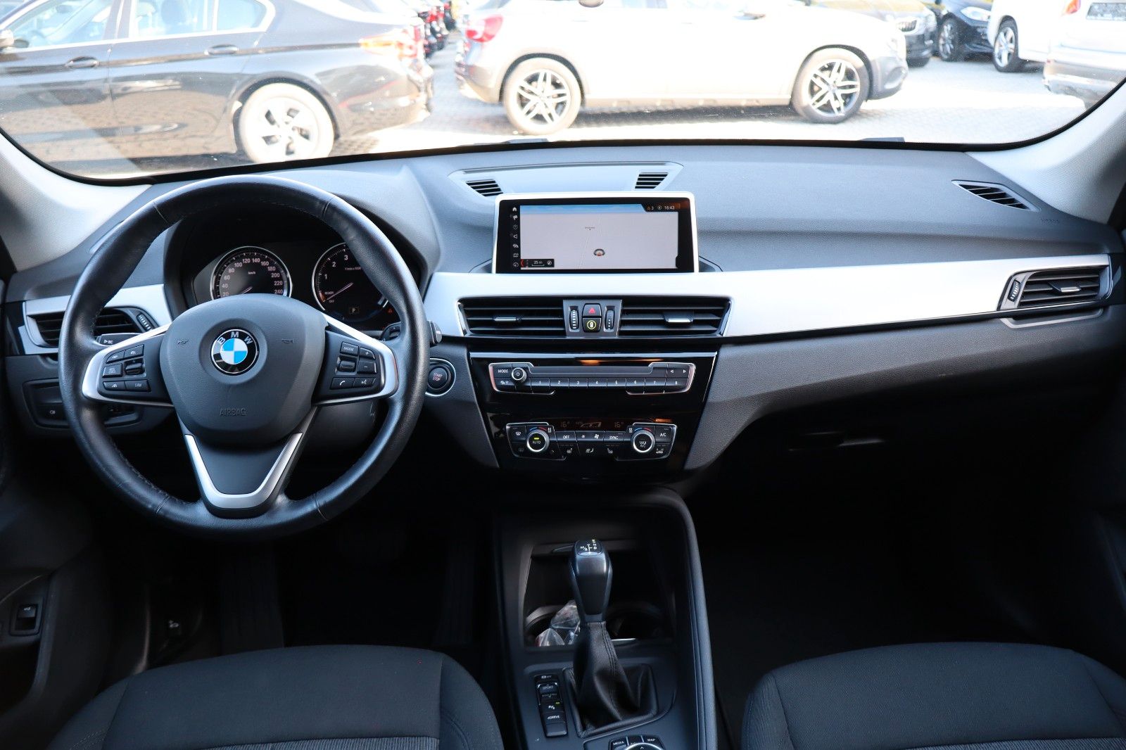 BMW X1 xDrive 25 e Advantage - Samsaru's Car Outlet