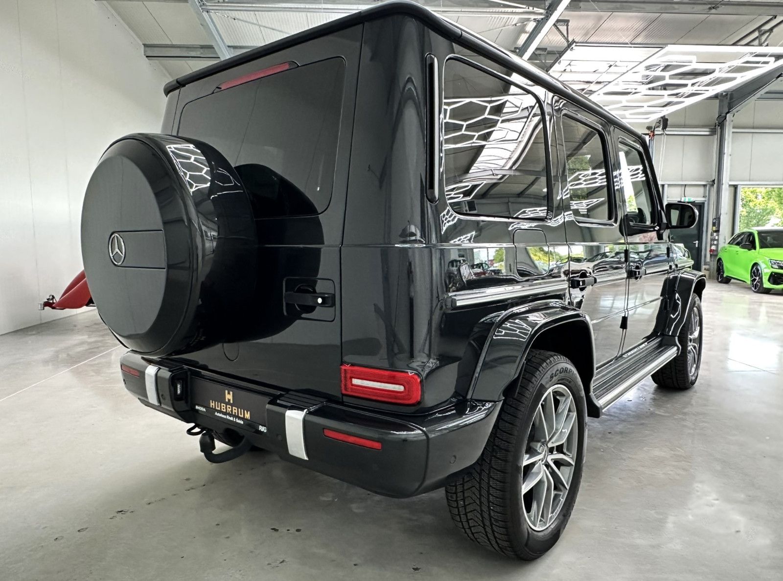 Mercedes-Benz G 500 AMG Line - Samsaru's Car Outlet