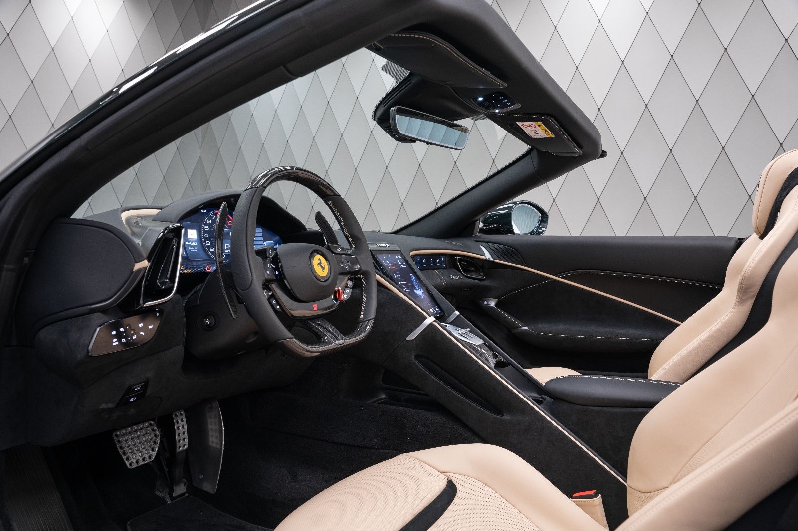 Ferrari Roma Spider - Samsaru's Car Outlet